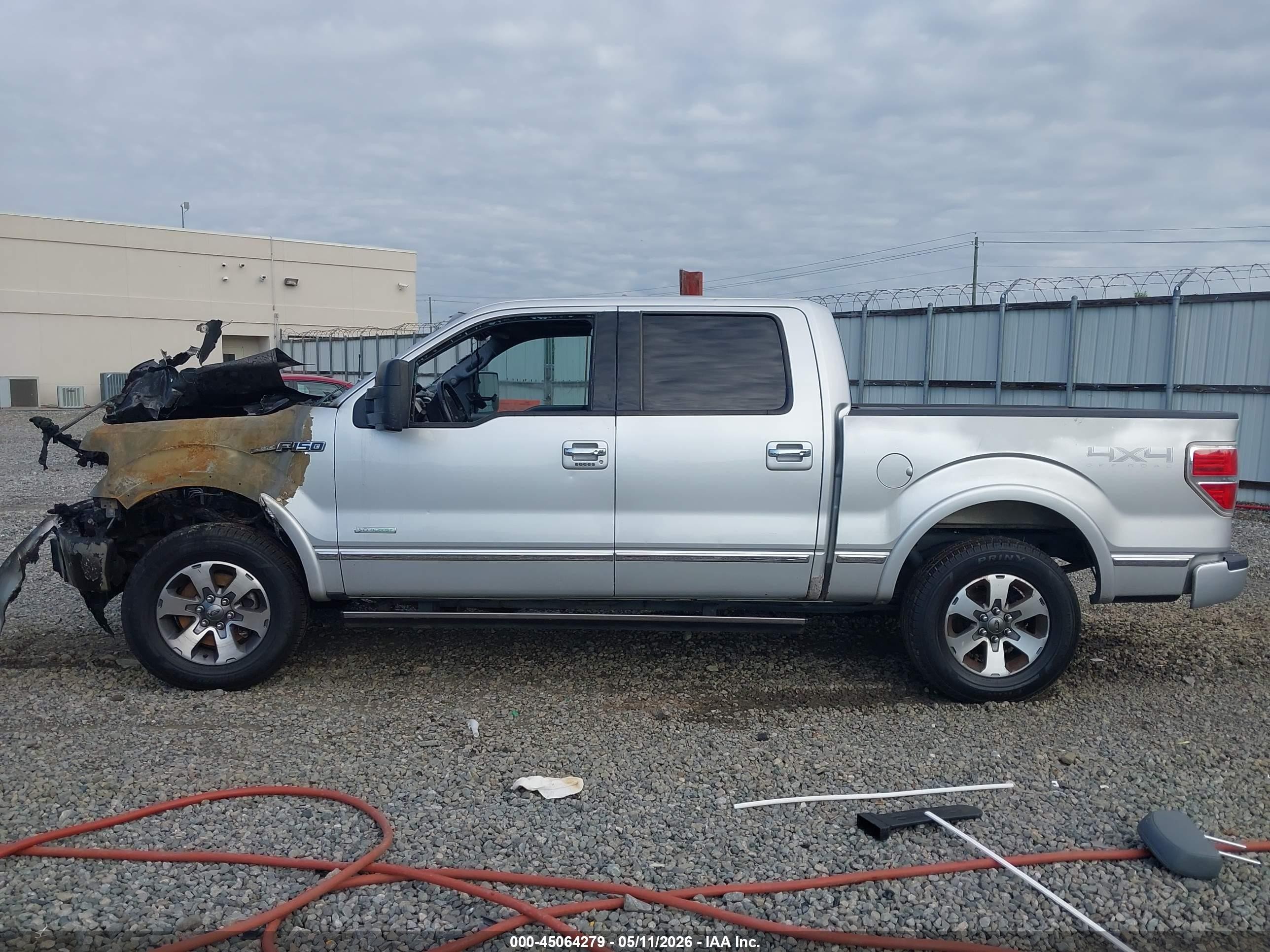 2011 Ford F-150 Platinum Silver vin: 1FTFW1ET6BFA52153