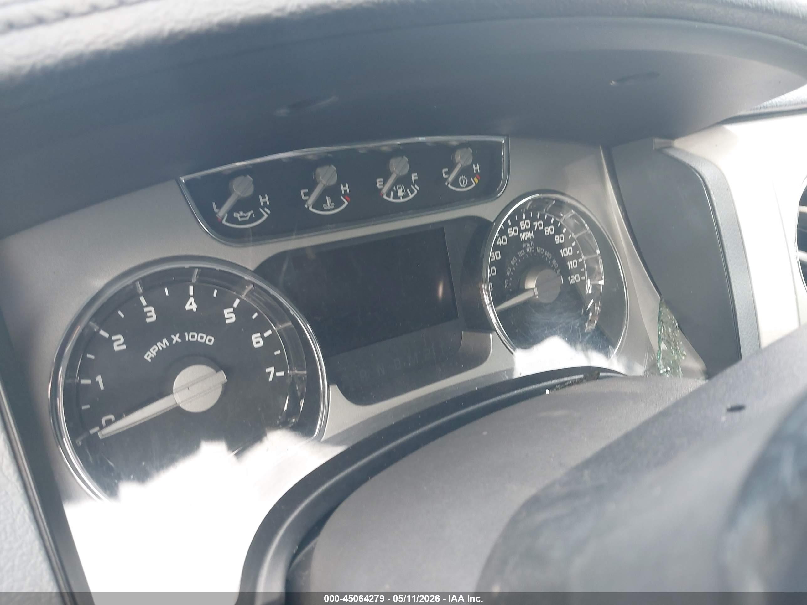 2011 Ford F-150 Platinum Silver vin: 1FTFW1ET6BFA52153