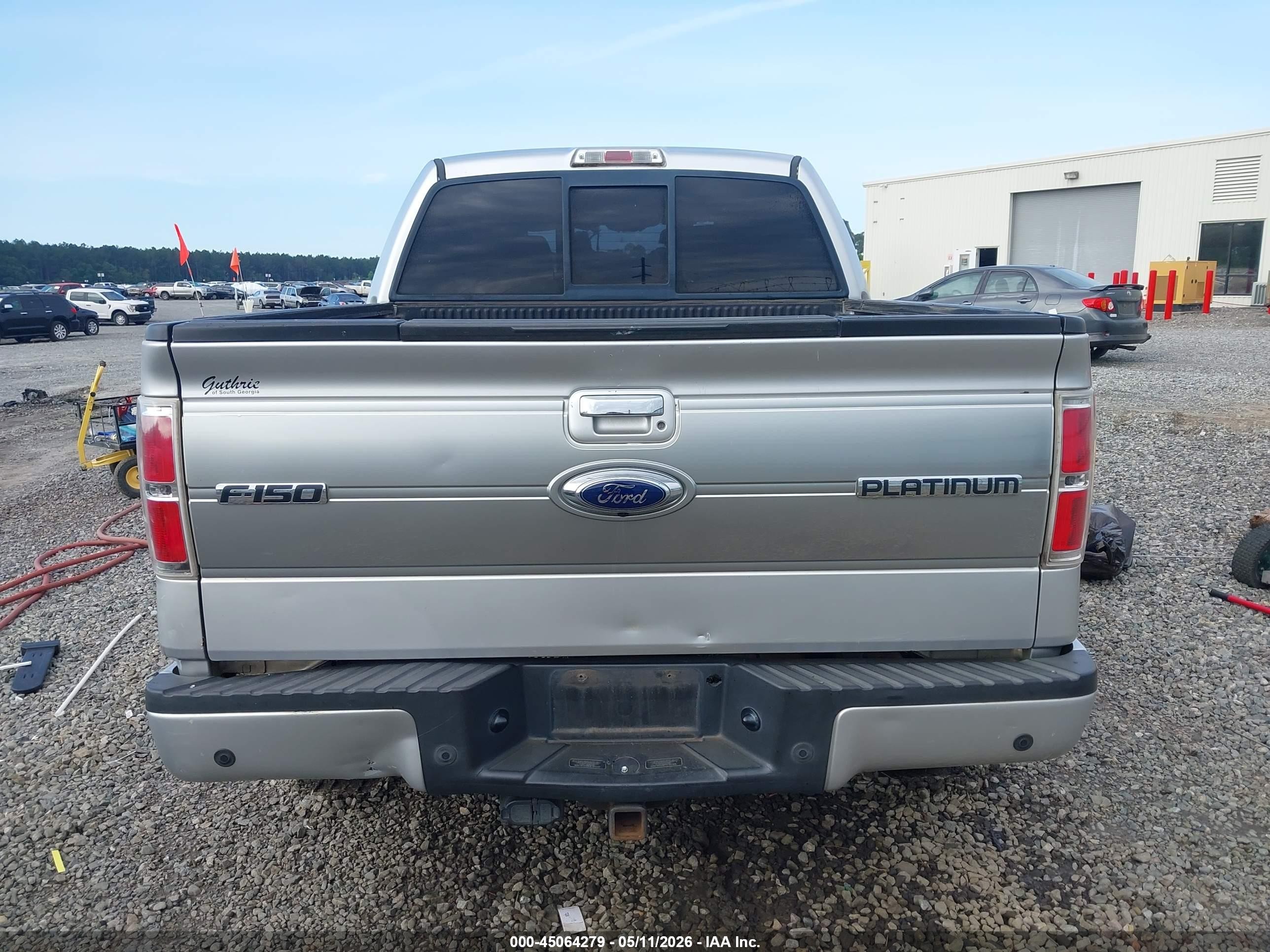 2011 Ford F-150 Platinum Silver vin: 1FTFW1ET6BFA52153