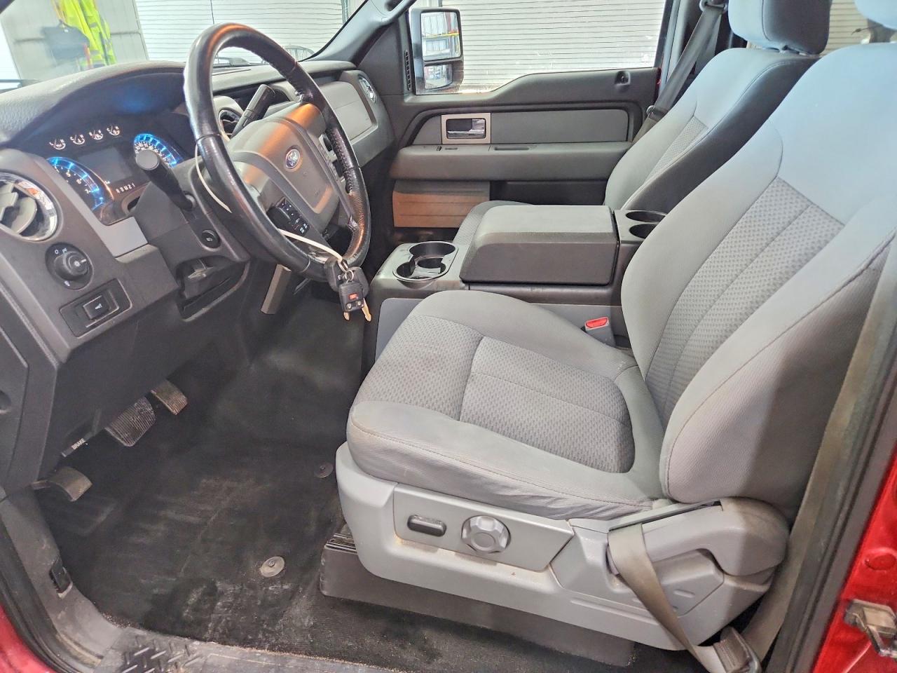 2011 Ford F150 Supercrew Maroon vin: 1FTFW1ET6BFB57243