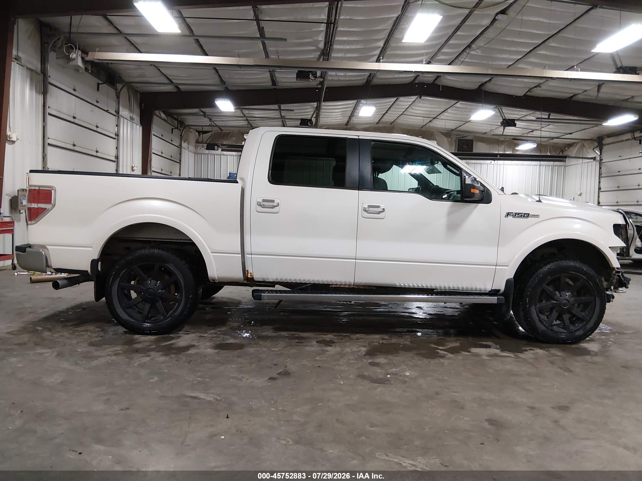 2011 Ford F-150 Lariat White vin: 1FTFW1ET6BFD12275