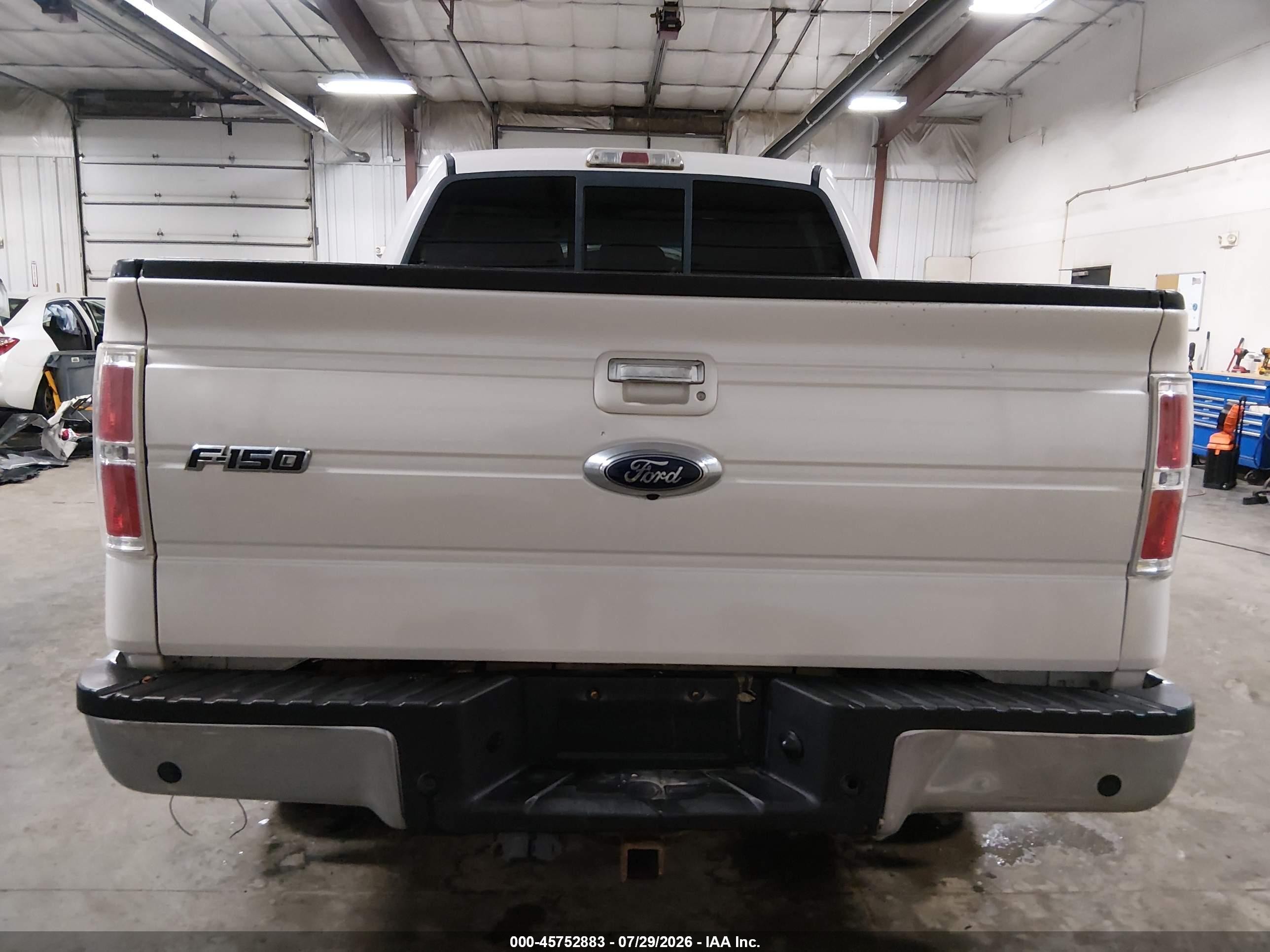 2011 Ford F-150 Lariat White vin: 1FTFW1ET6BFD12275