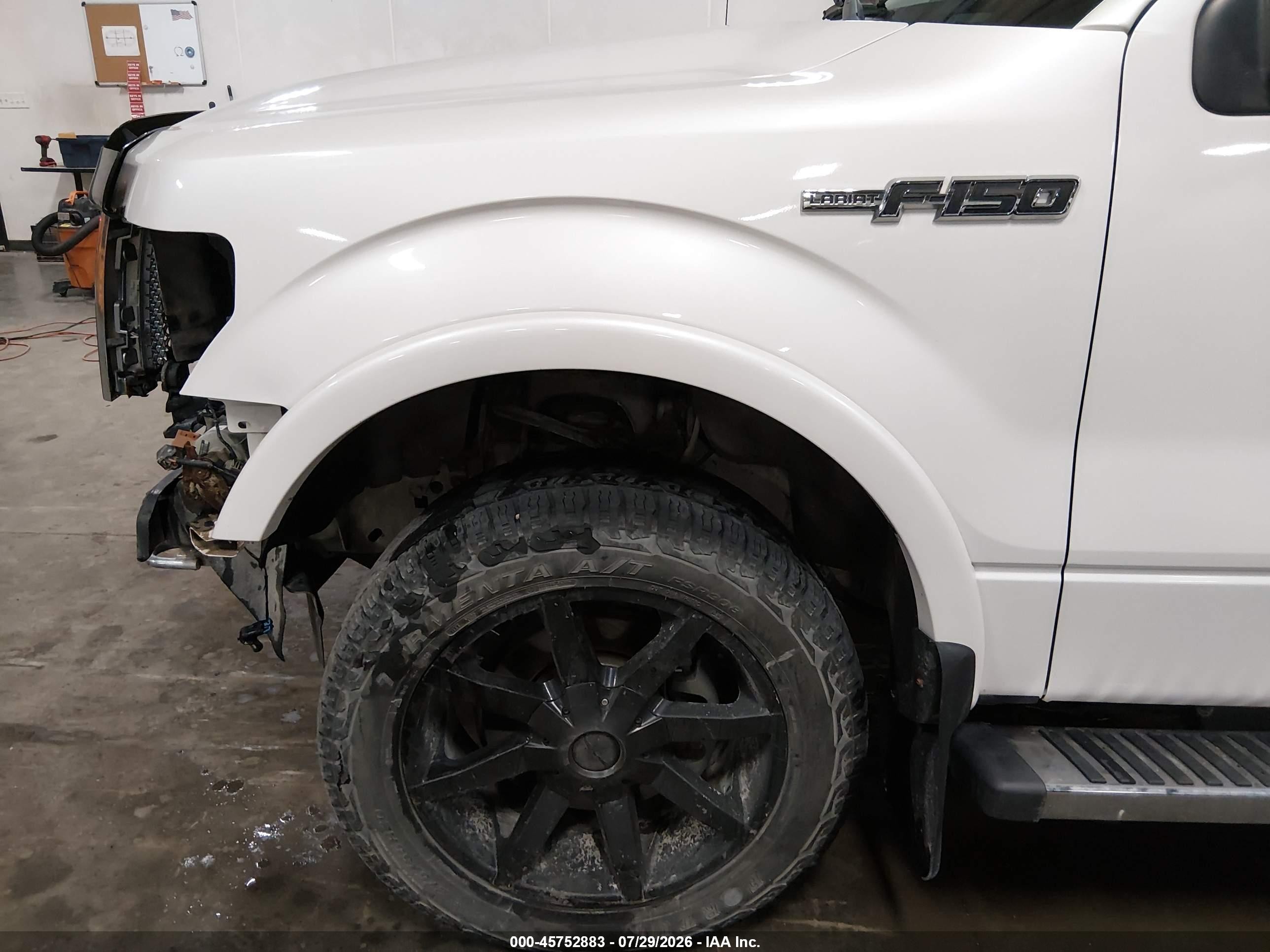 2011 Ford F-150 Lariat White vin: 1FTFW1ET6BFD12275