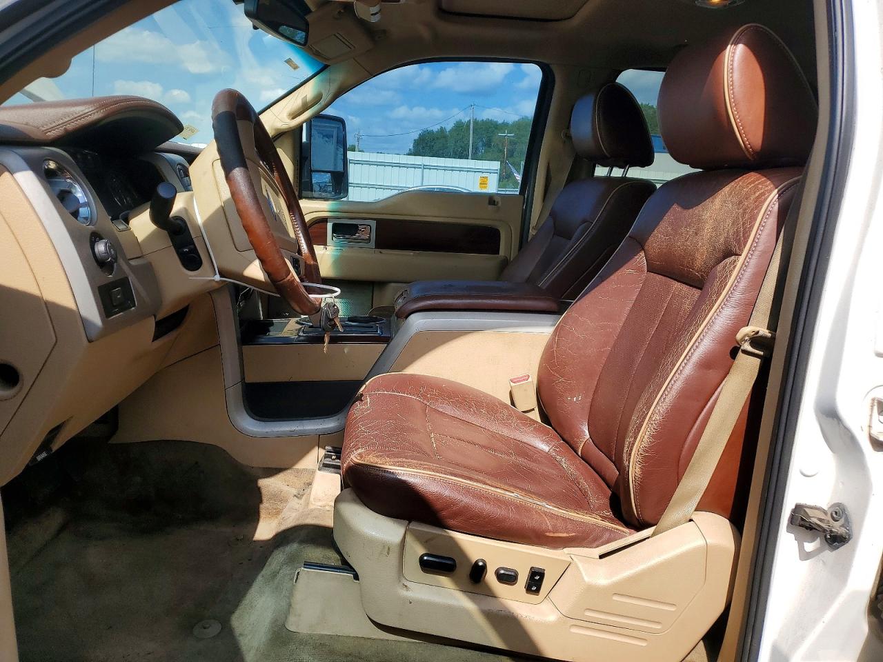 2011 Ford F150 Supercrew White vin: 1FTFW1ET6BKD43470