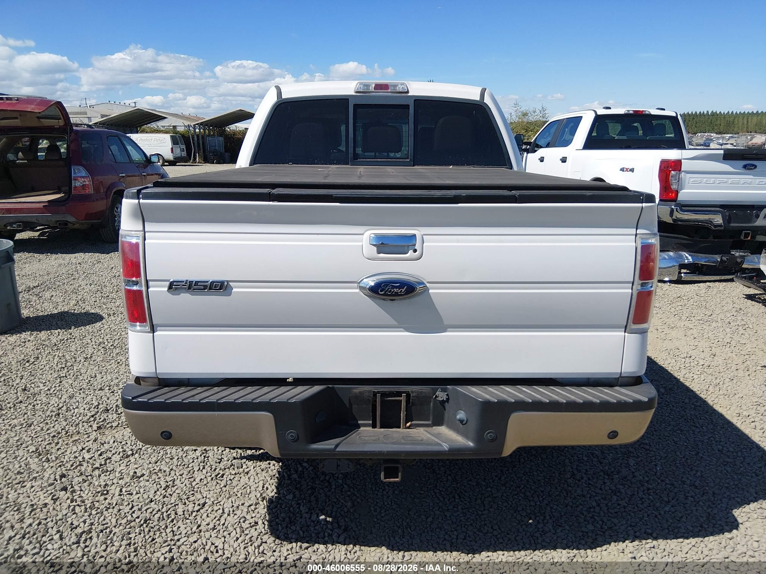 2012 Ford F-150 Lariat White vin: 1FTFW1ET6CFA43647