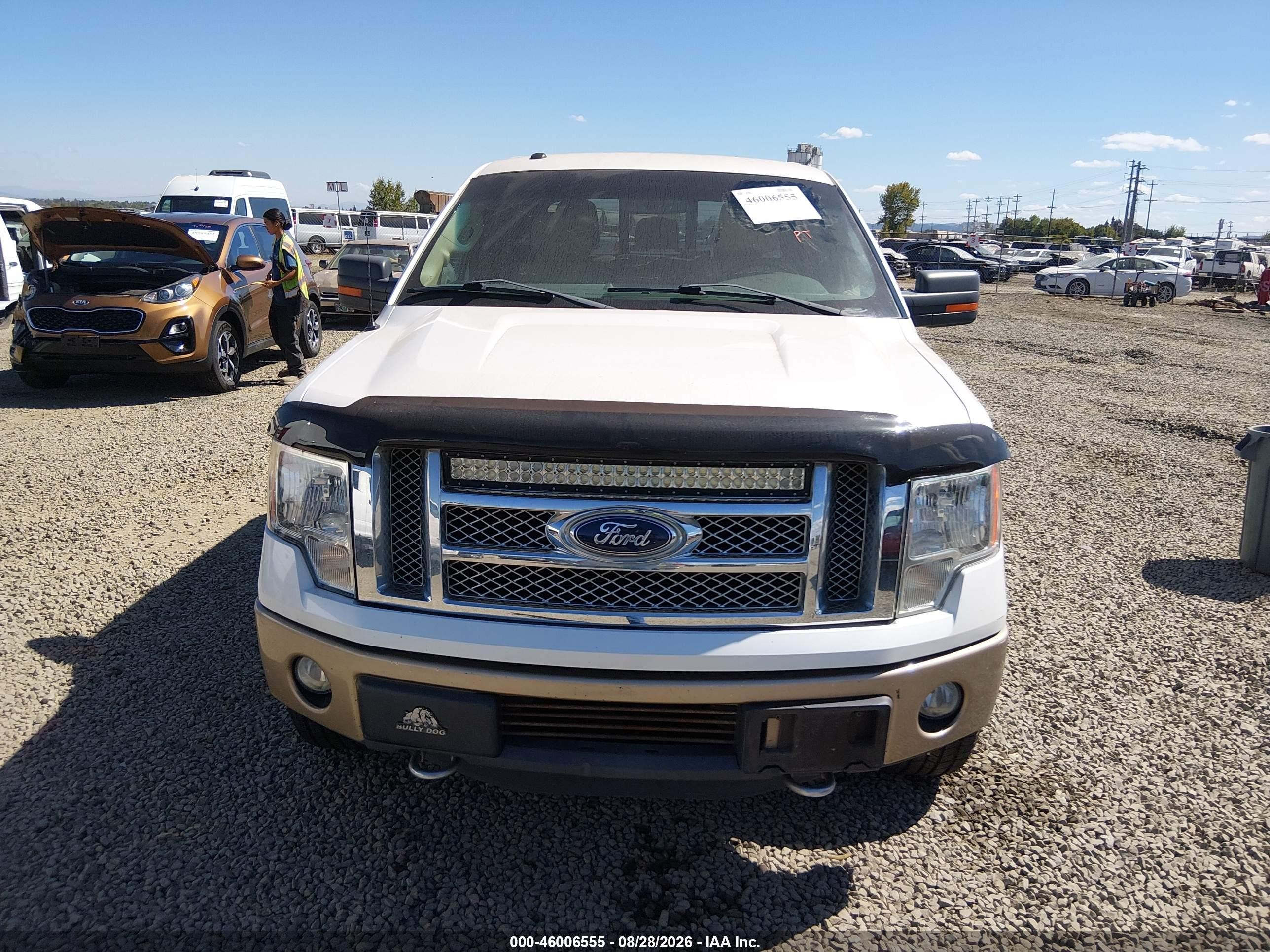 2012 Ford F-150 Lariat White vin: 1FTFW1ET6CFA43647