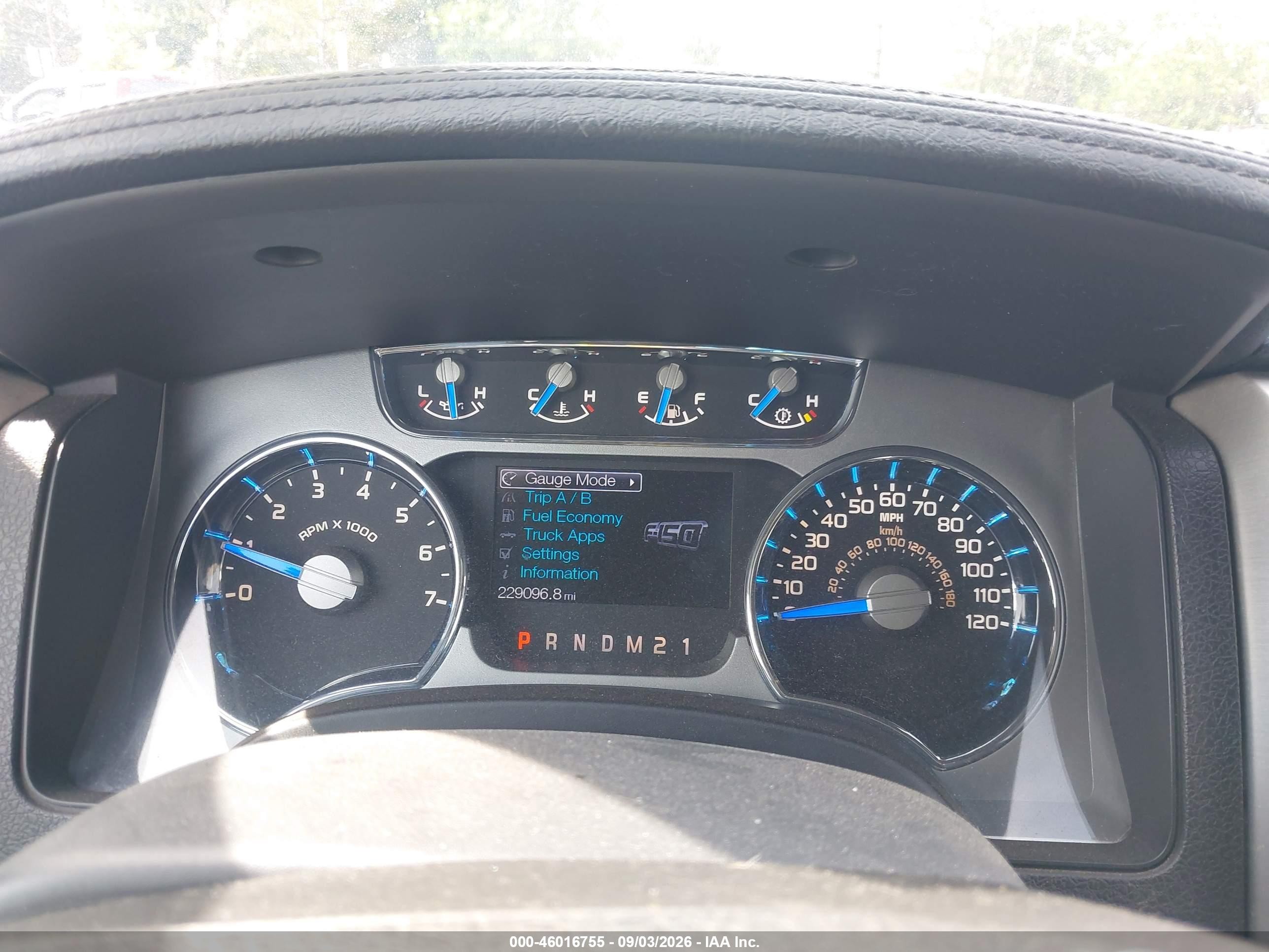 2013 Ford F-150 Platinum White vin: 1FTFW1ET6DFA13260