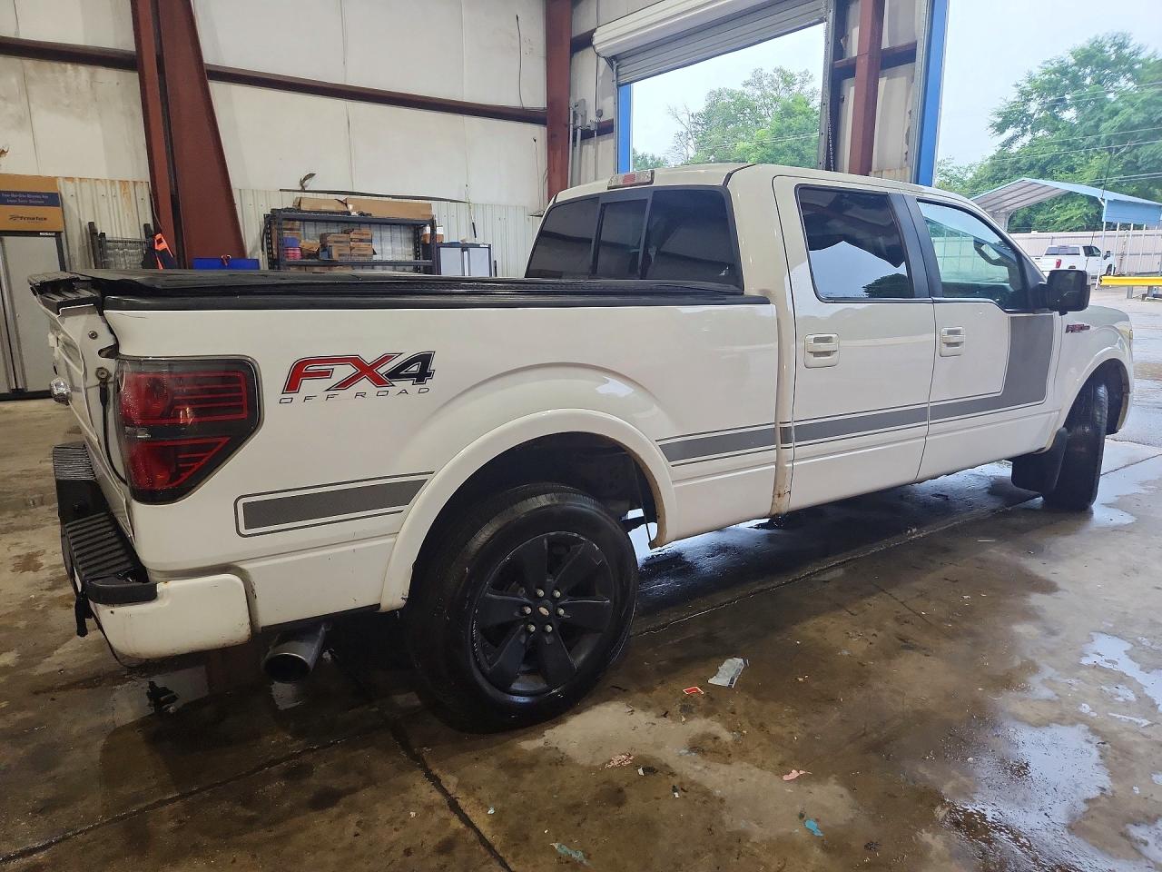 2013 Ford F150 Supercrew White vin: 1FTFW1ET6DFA40720