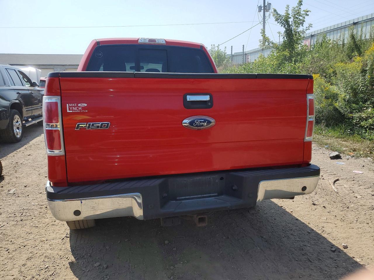 2013 Ford F150 Supercrew Red vin: 1FTFW1ET6DFB74630