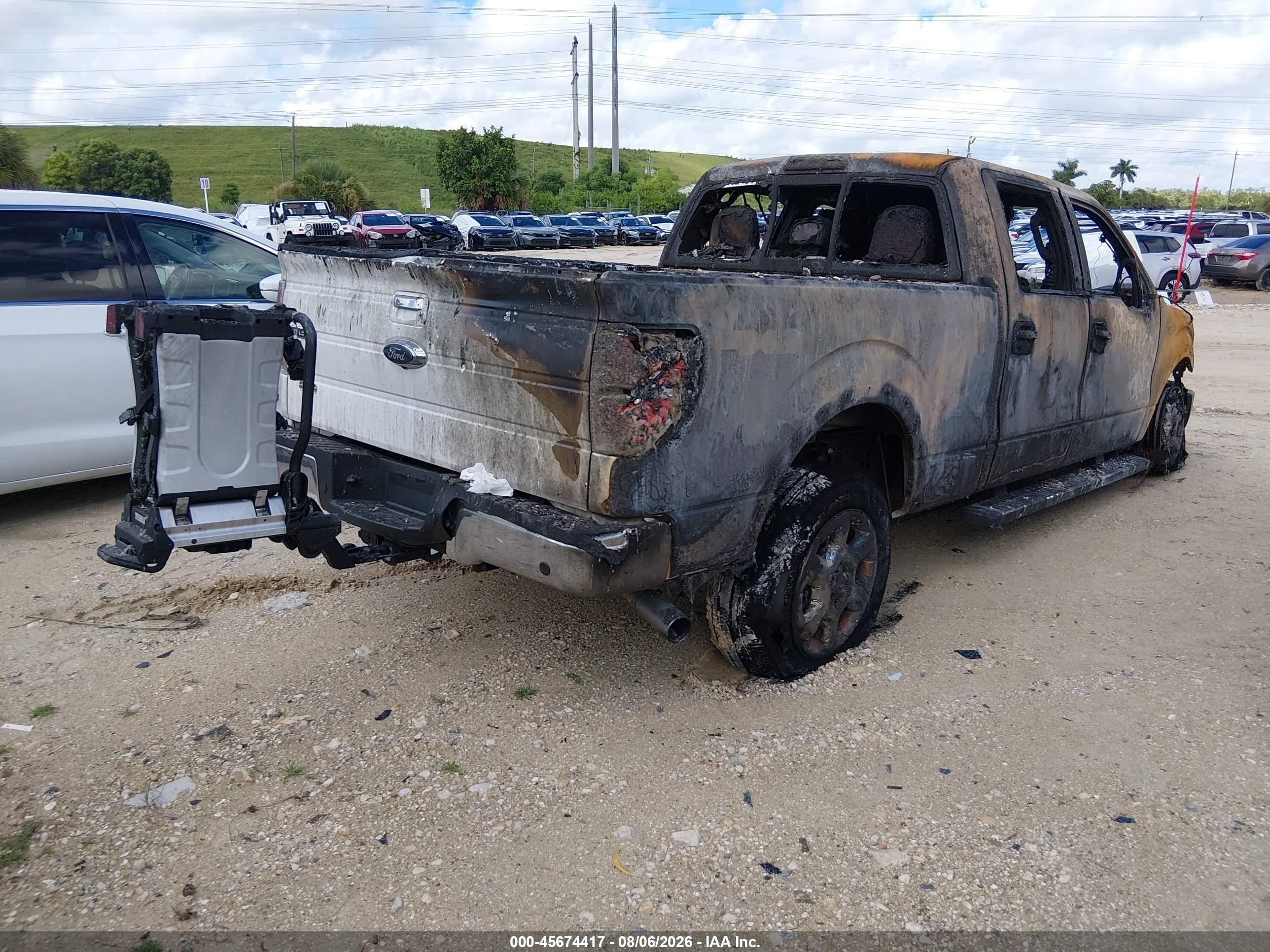 2013 Ford F-150 Lariat White vin: 1FTFW1ET6DFC32638