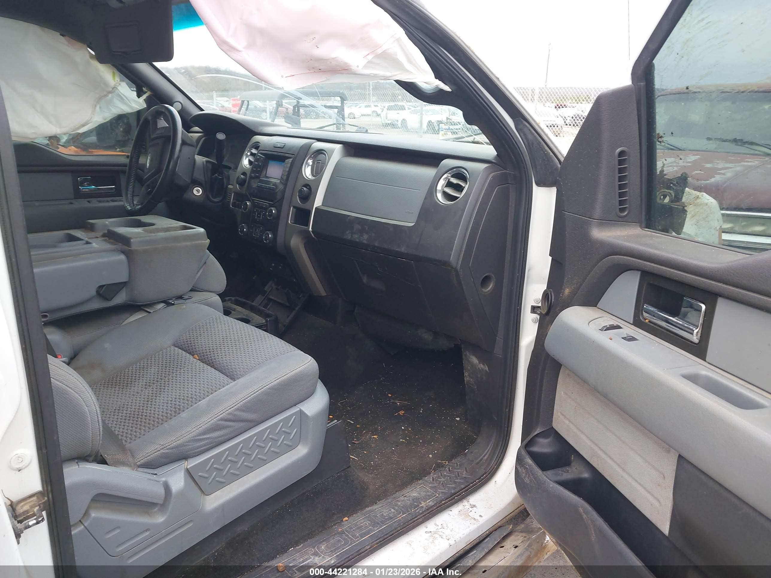 2013 Ford F-150 Xlt White vin: 1FTFW1ET6DKD41530