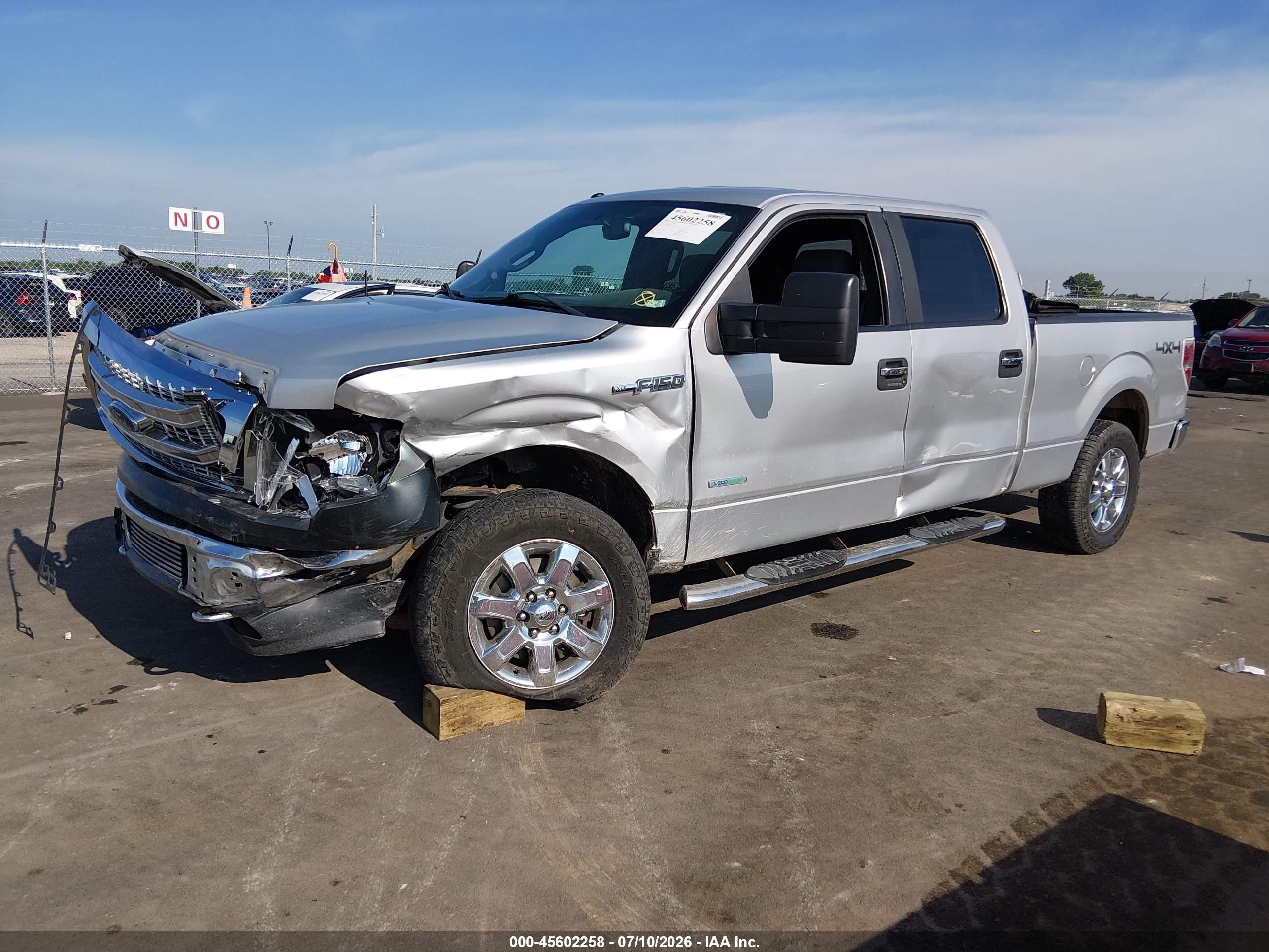 2014 Ford F-150 Xlt Silver vin: 1FTFW1ET6EFA10036