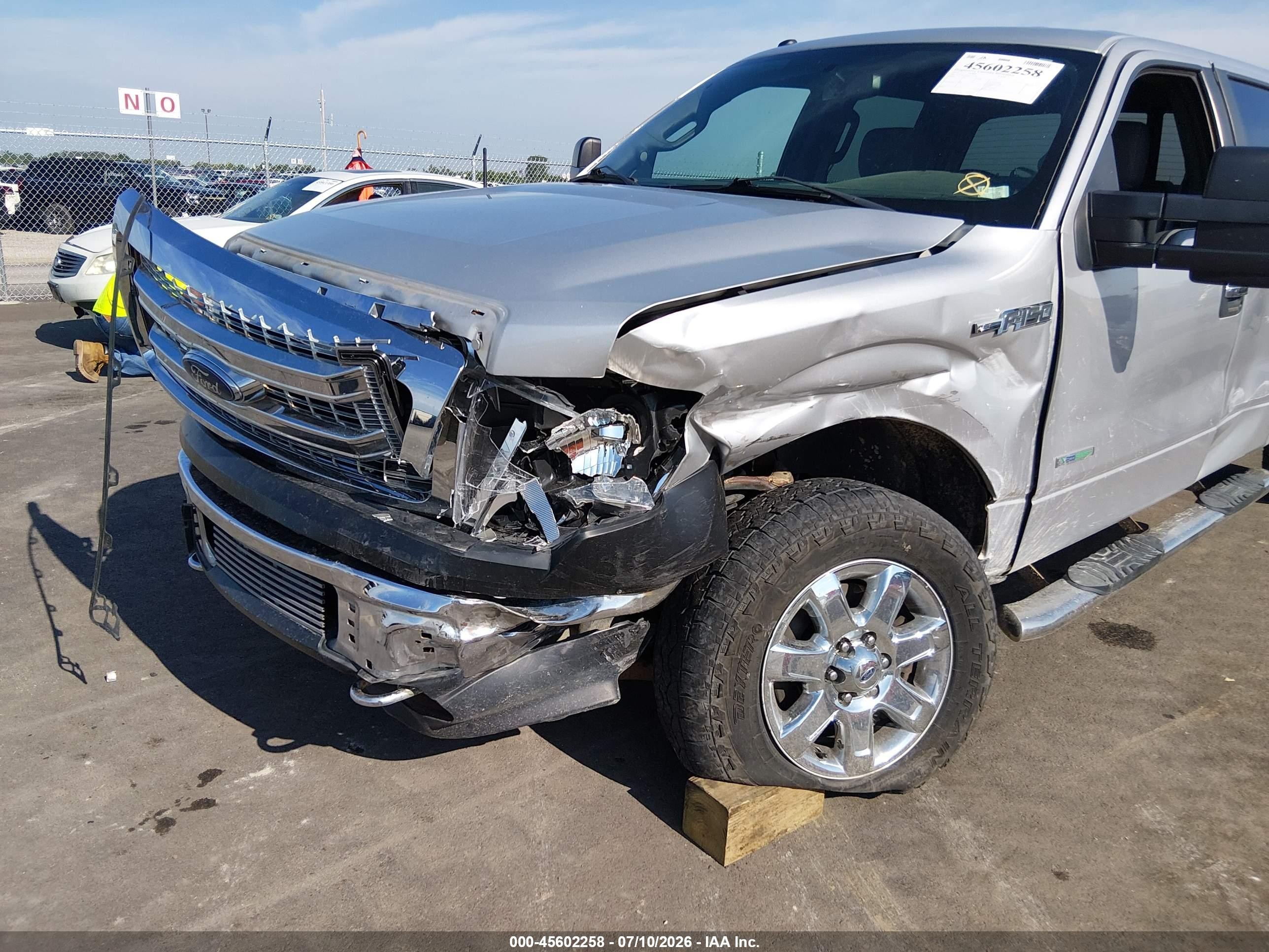 2014 Ford F-150 Xlt Silver vin: 1FTFW1ET6EFA10036