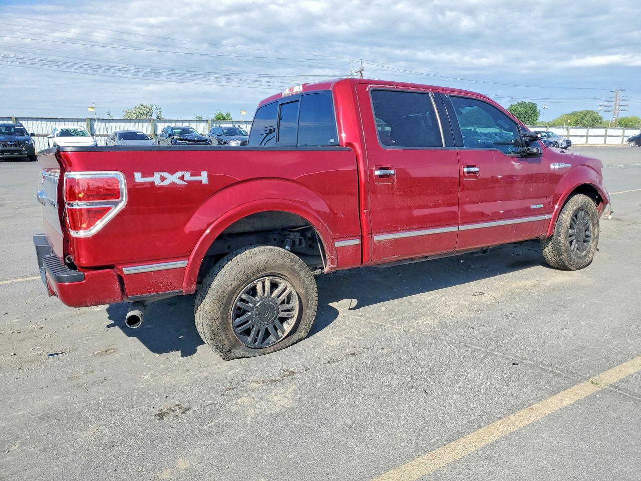 2014 Ford F150 Burgundy vin: 1FTFW1ET6EFB17572