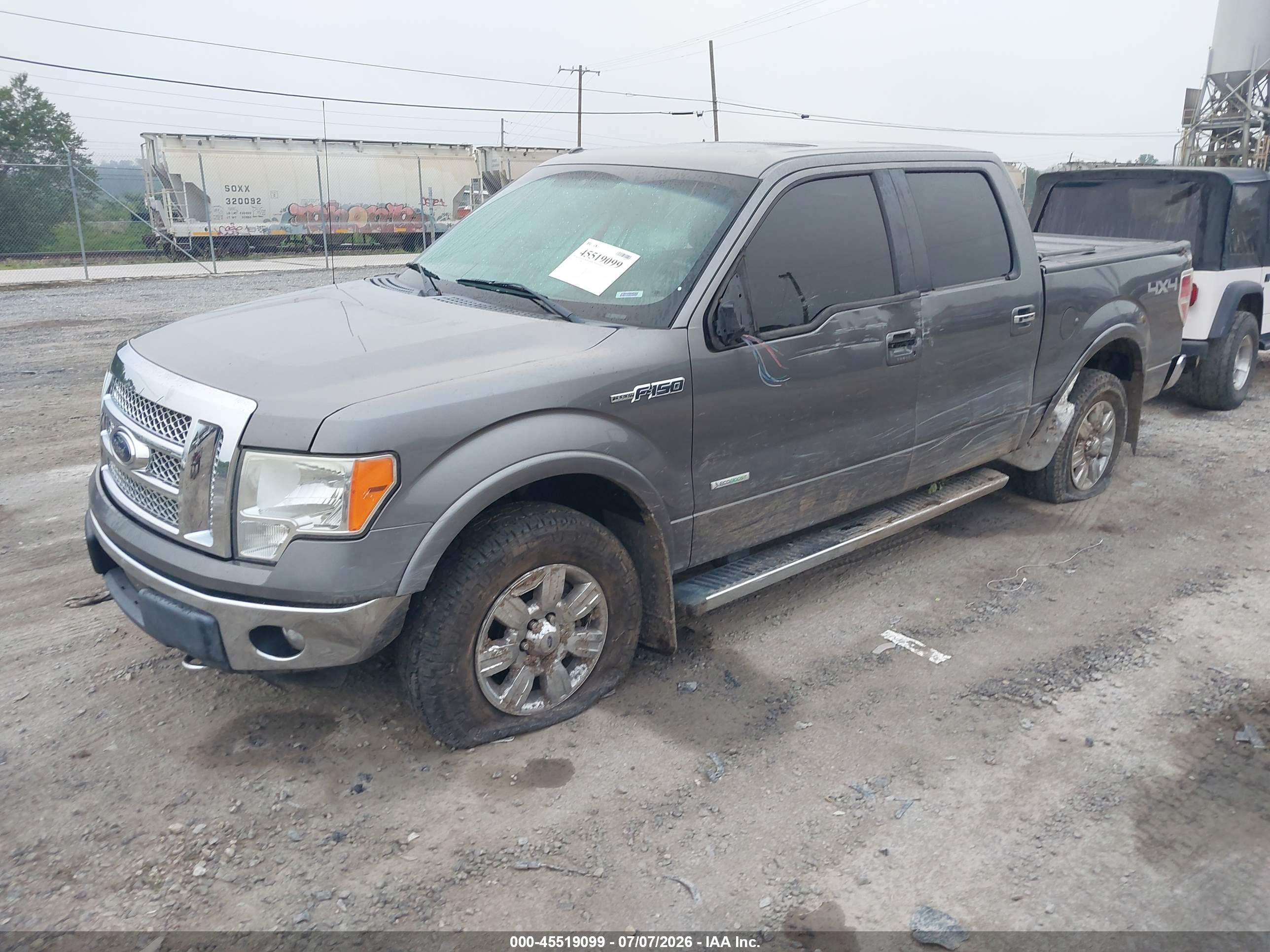 2011 Ford F-150 Lariat Silver vin: 1FTFW1ET7BFC32659