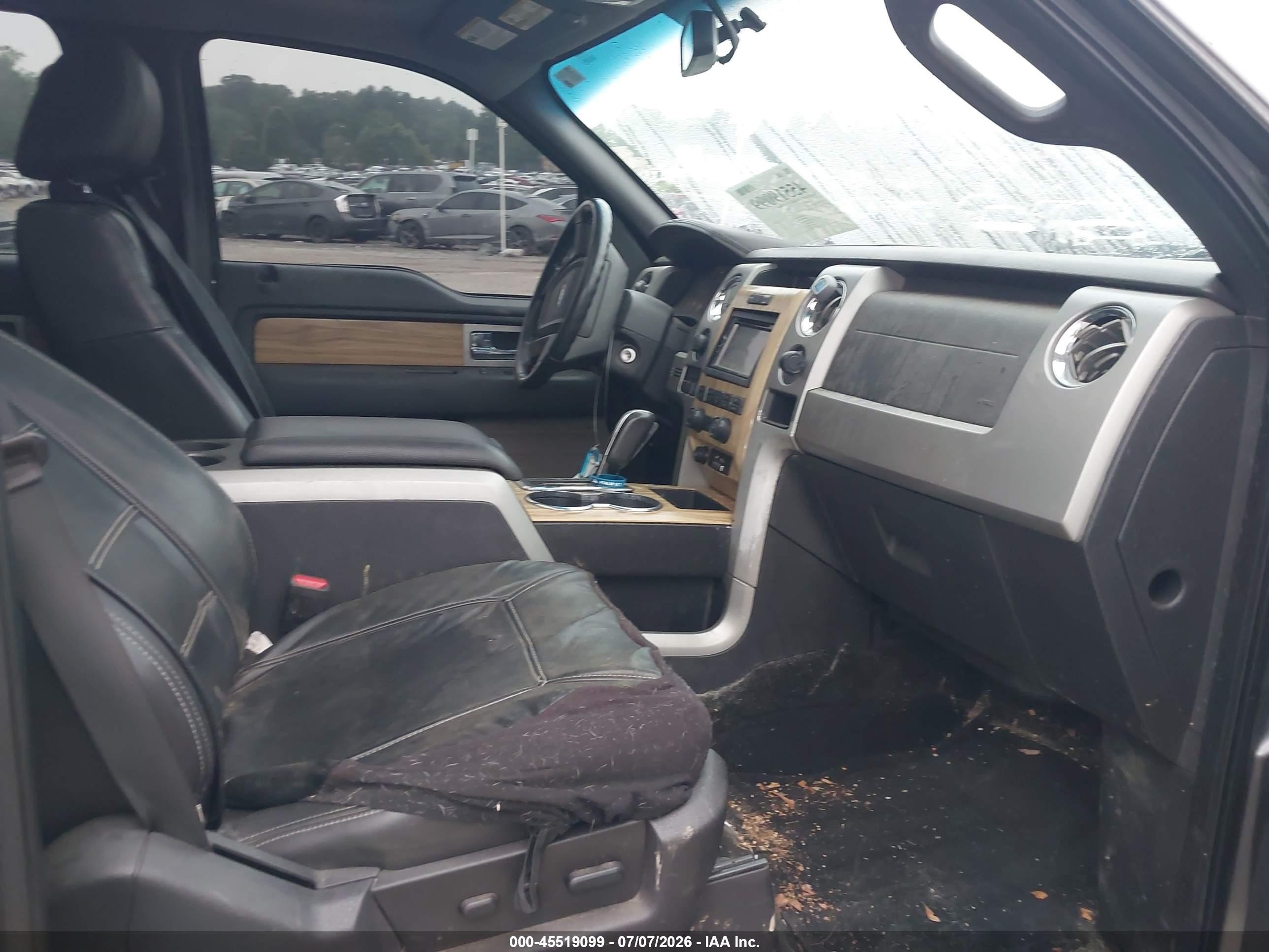 2011 Ford F-150 Lariat Silver vin: 1FTFW1ET7BFC32659