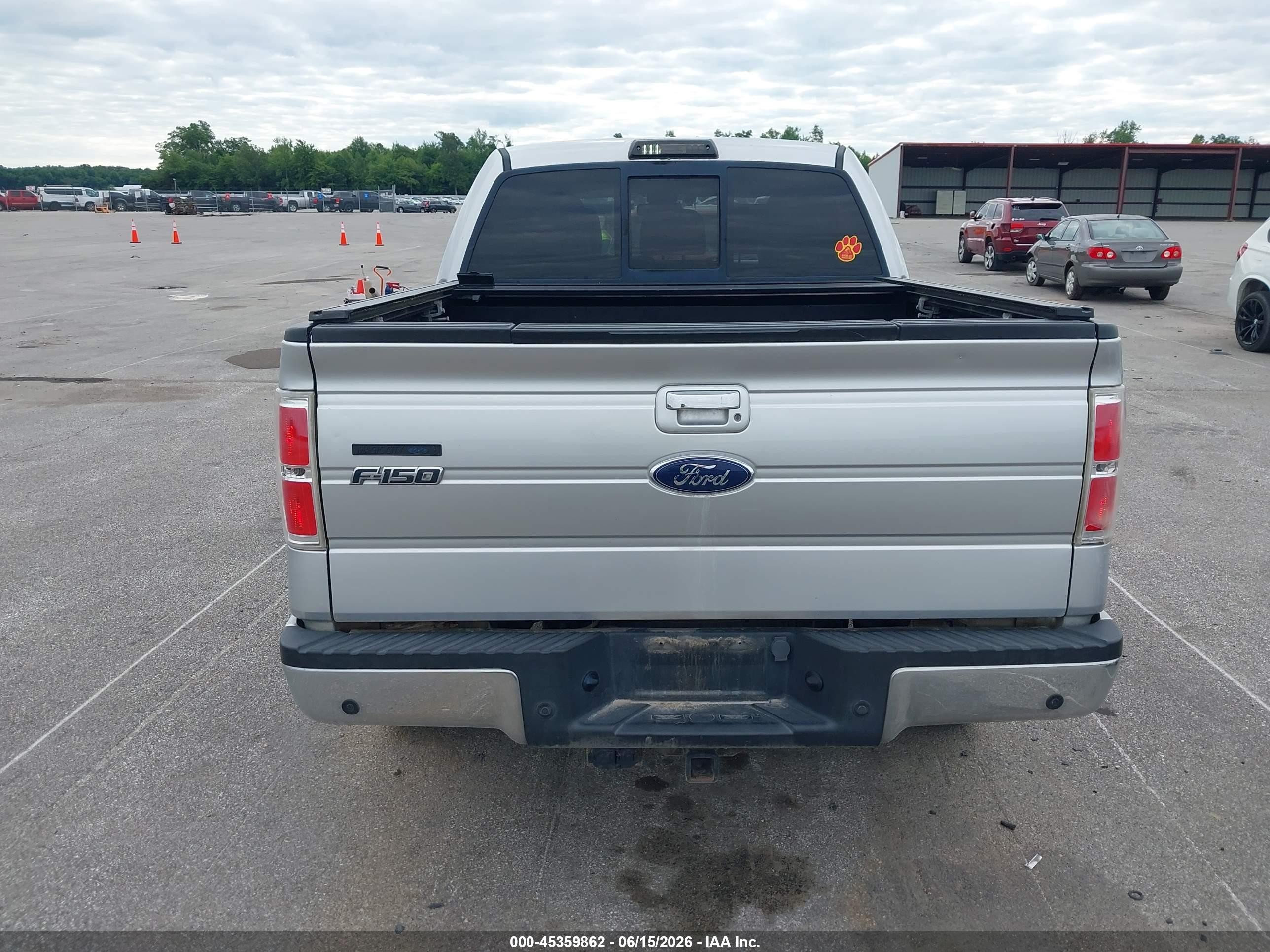 2011 Ford F-150 Lariat Silver vin: 1FTFW1ET7BFD22930