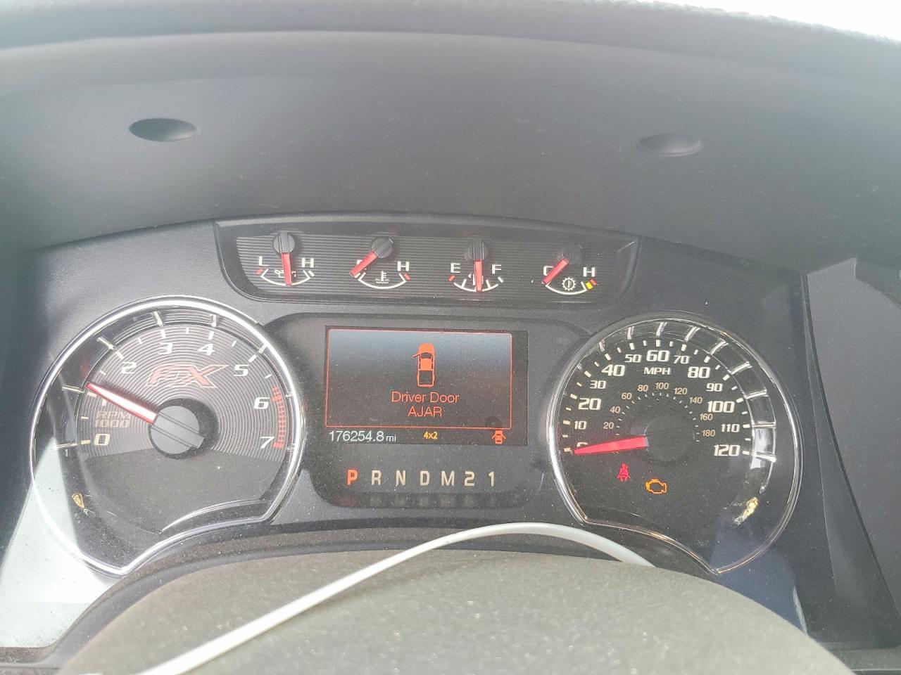 2012 Ford F150 Supercrew Red vin: 1FTFW1ET7CKE17237