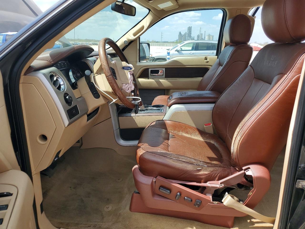2013 Ford F150 Supercrew Two Tone vin: 1FTFW1ET7DKD05927