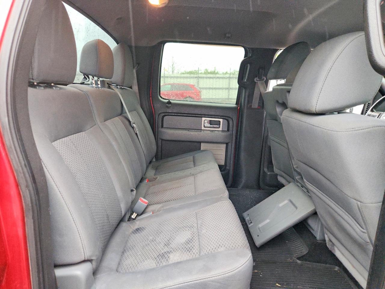 2011 Ford F150 Supercrew Red vin: 1FTFW1ET8BFA52218