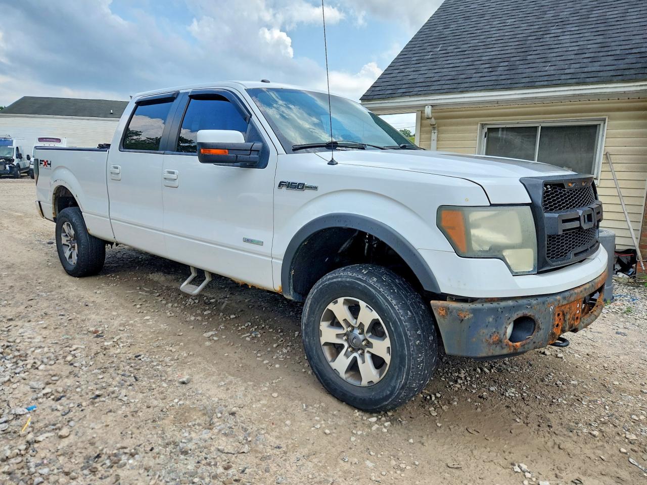 2011 Ford F150 Supercrew Белый vin: 1FTFW1ET8BFB74271