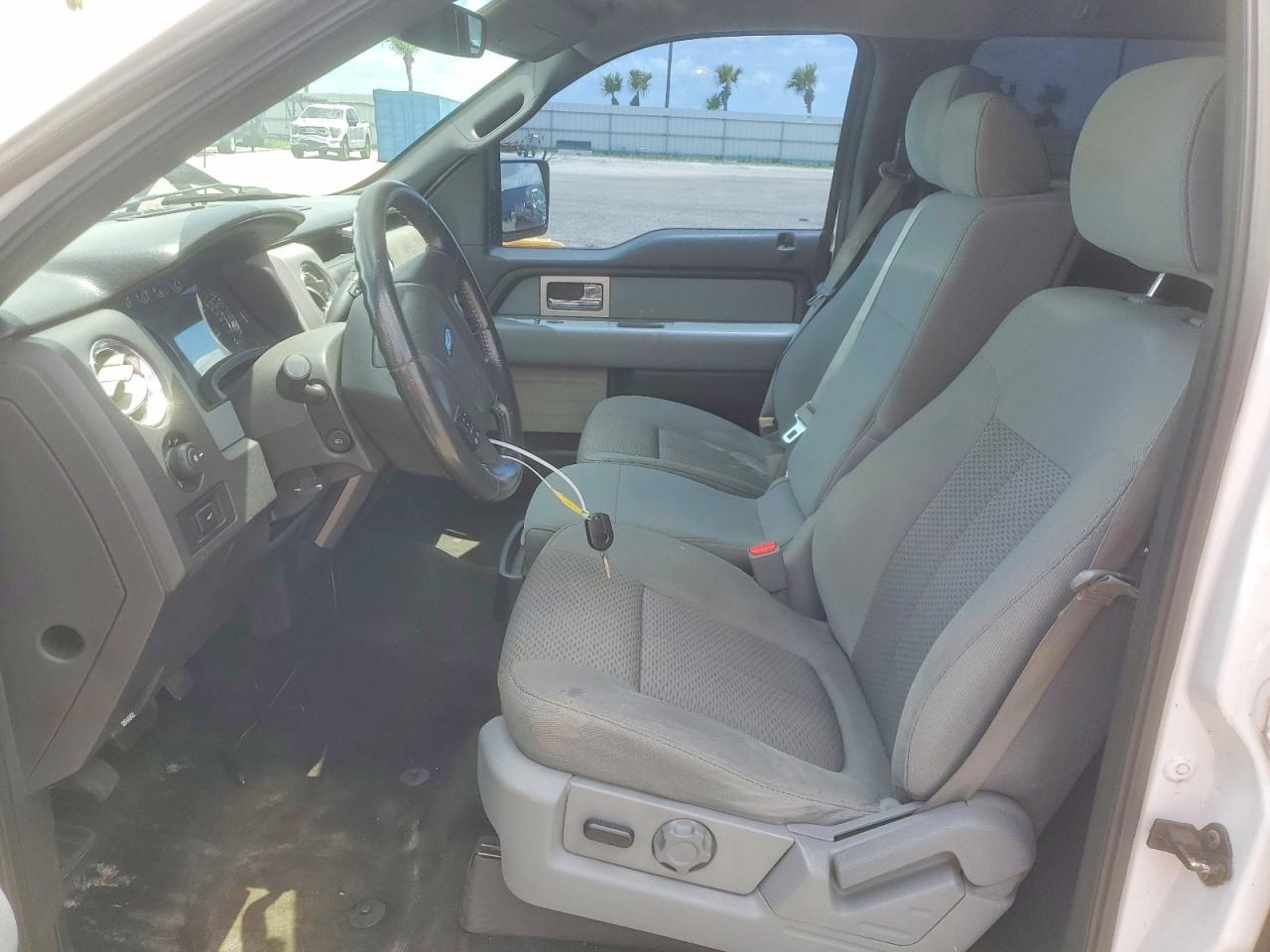 2011 Ford F150 Supercrew White vin: 1FTFW1ET8BFB82578