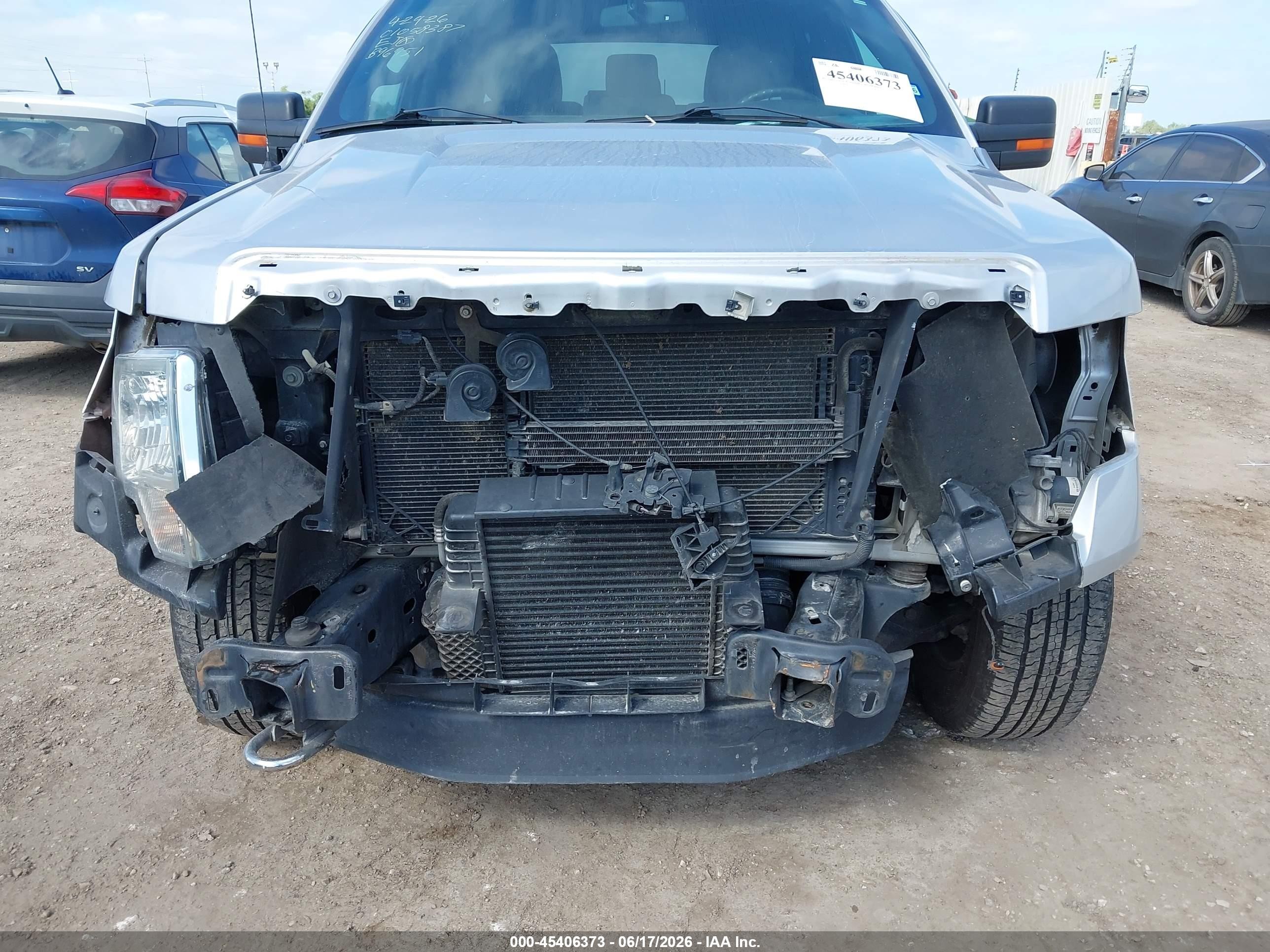 2011 Ford F-150 Xlt Серебряный vin: 1FTFW1ET8BFB96951