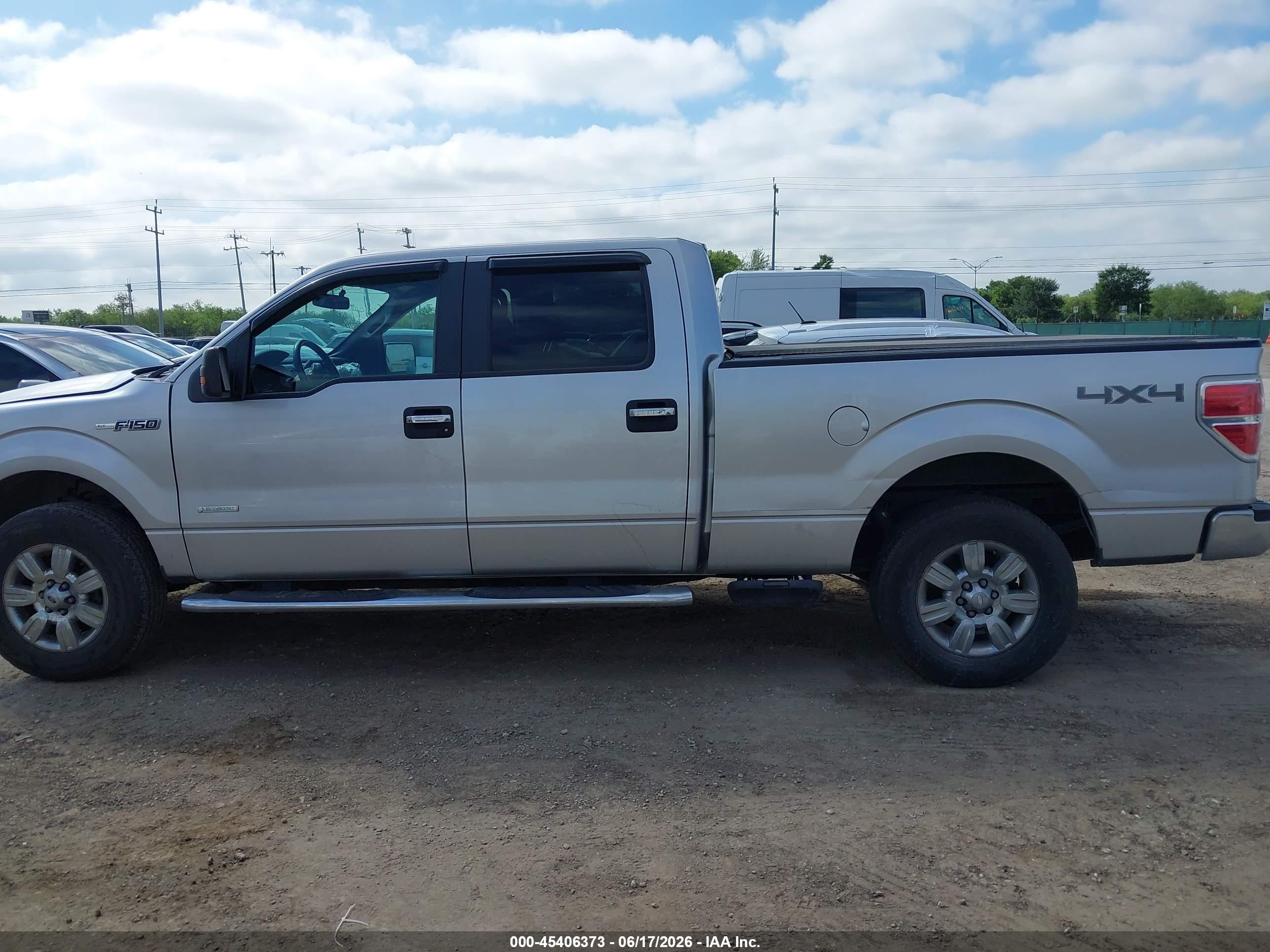 2011 Ford F-150 Xlt Серебряный vin: 1FTFW1ET8BFB96951