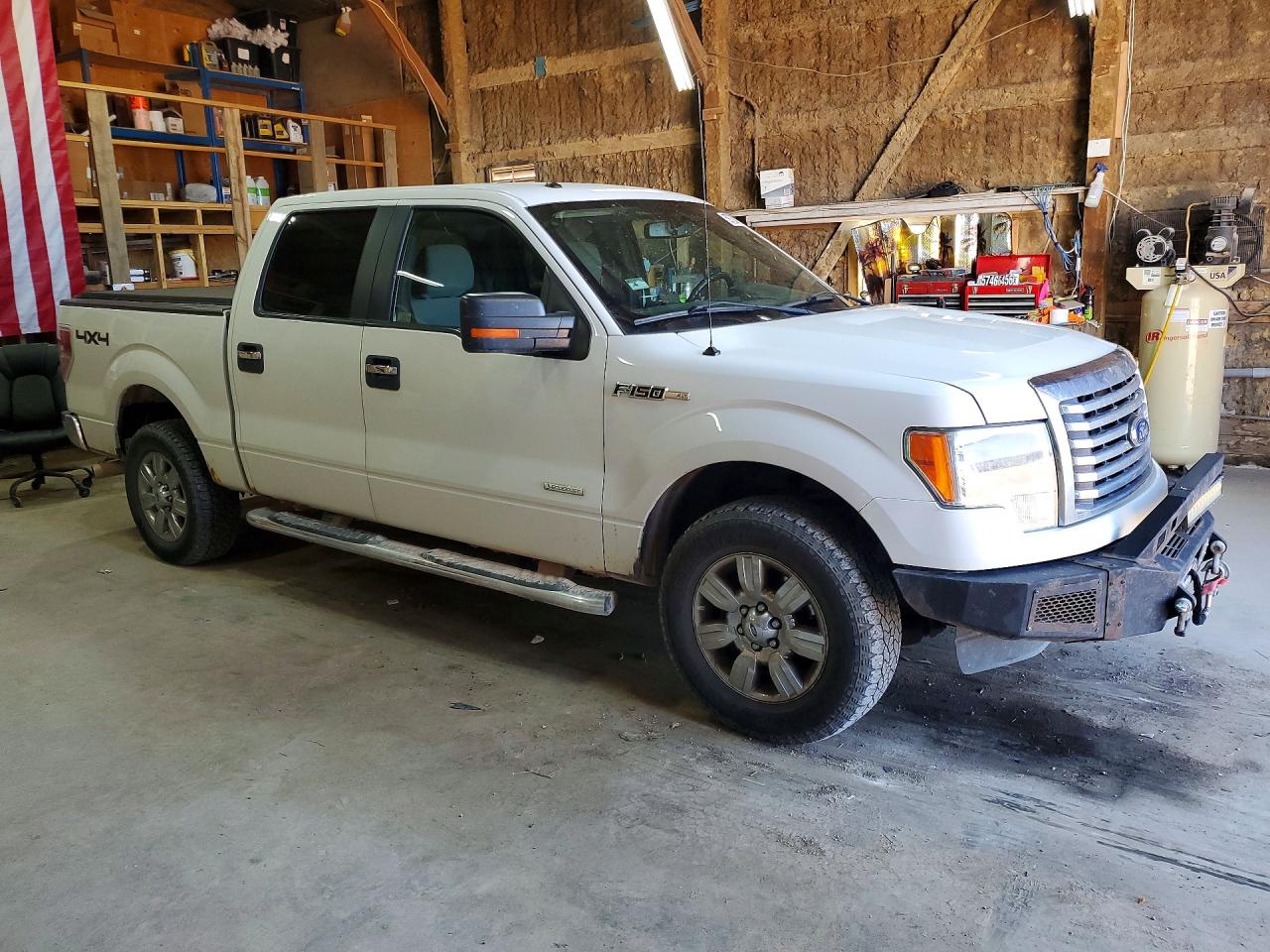 2011 Ford F150 Supercrew White vin: 1FTFW1ET8BFC27633
