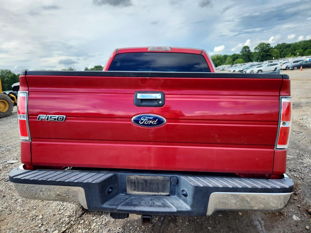 2011 Ford F150 Supercrew Red vin: 1FTFW1ET8BFC84964