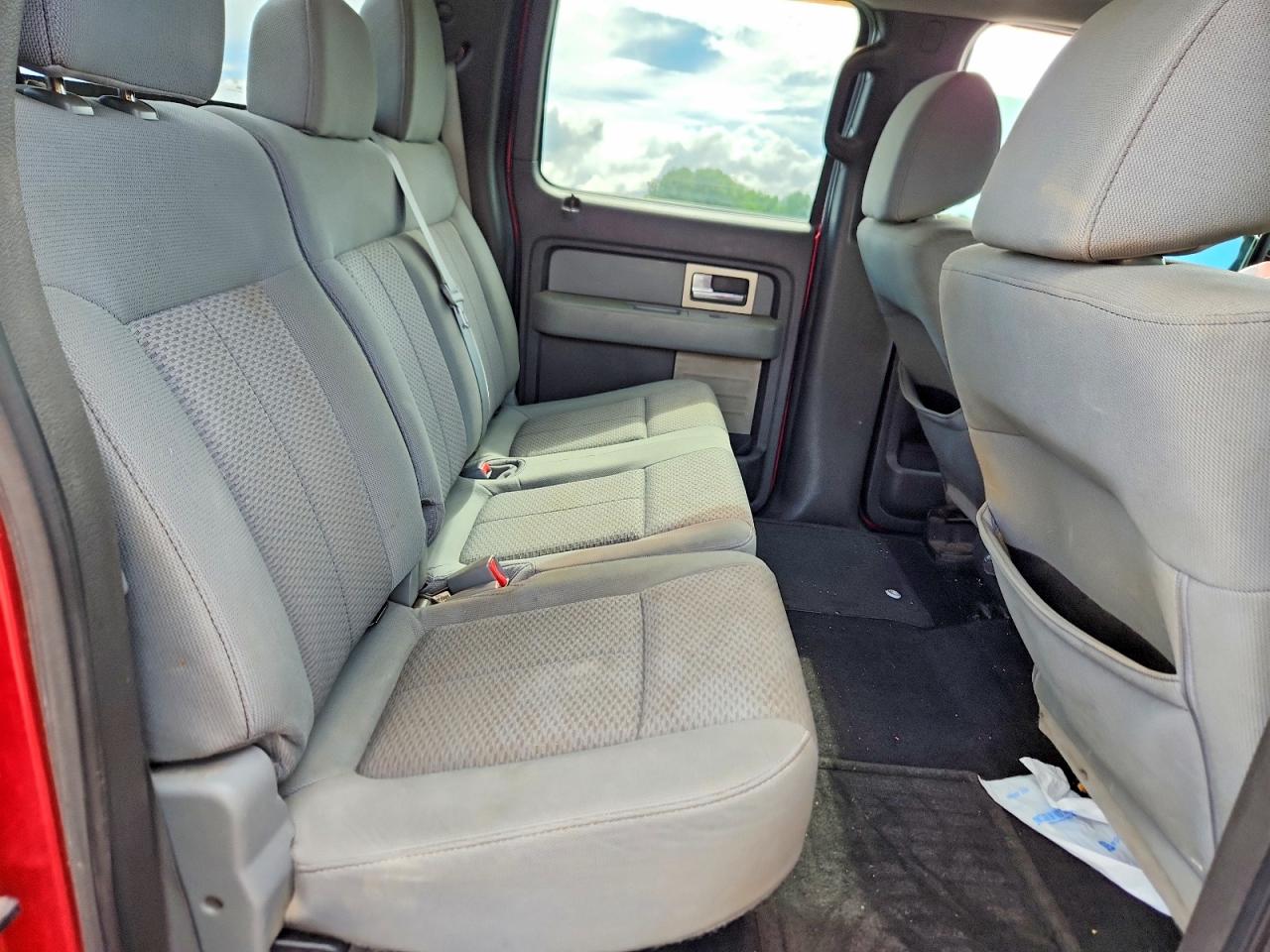 2011 Ford F150 Supercrew Red vin: 1FTFW1ET8BFC84964