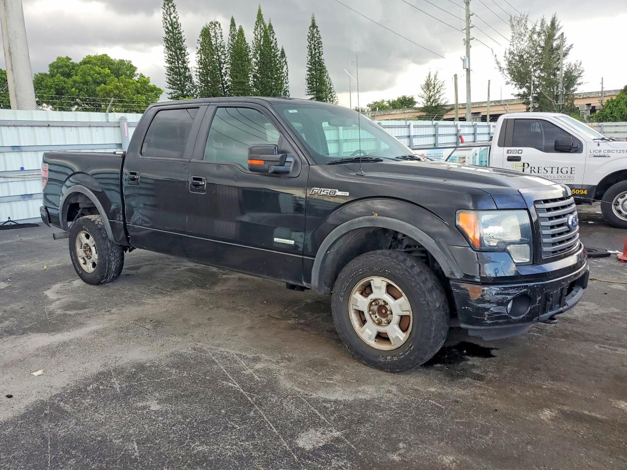 2011 Ford F150 Supercrew Black vin: 1FTFW1ET8BKE07508