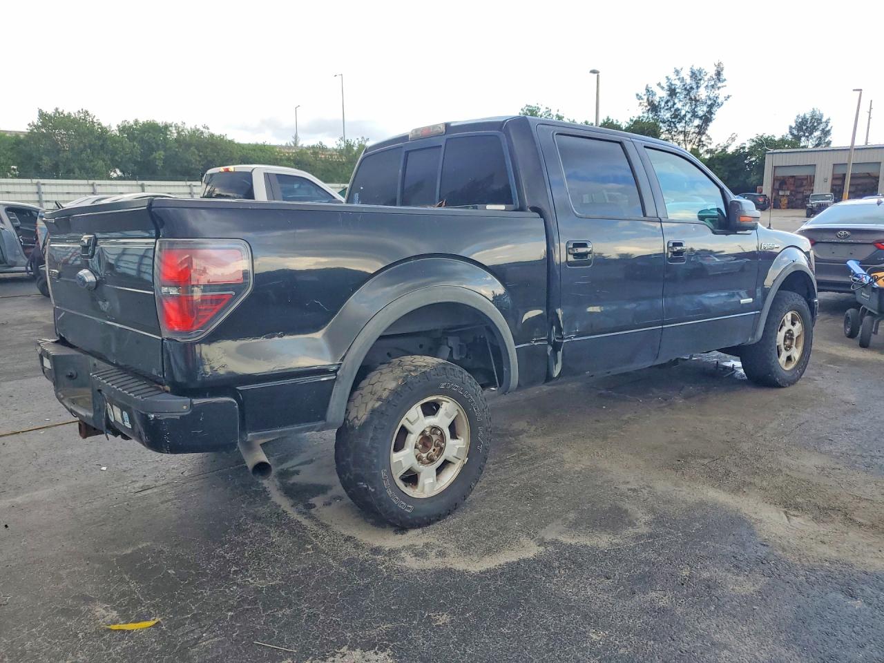 2011 Ford F150 Supercrew Black vin: 1FTFW1ET8BKE07508