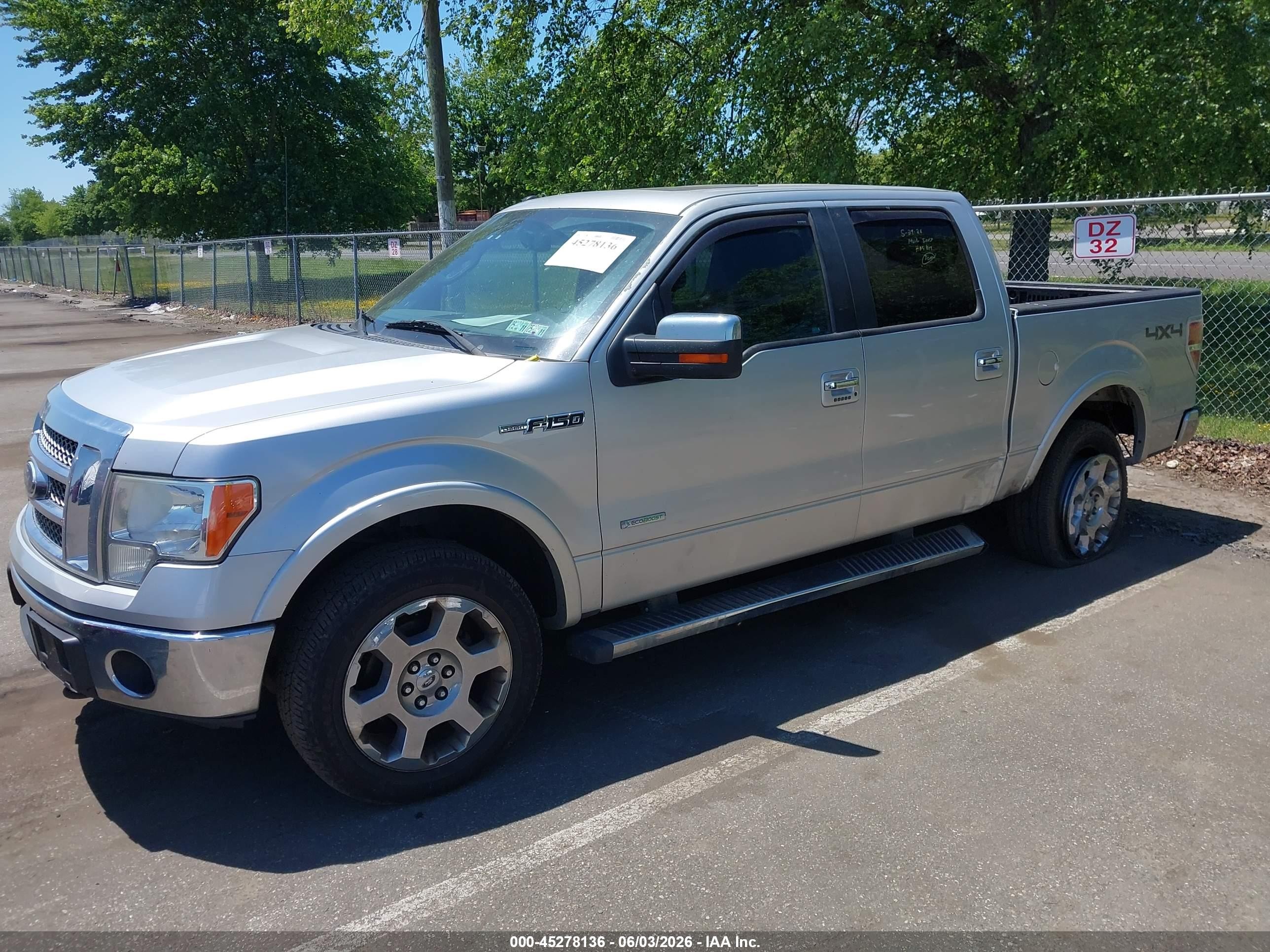 2012 Ford F-150 Lariat Белый vin: 1FTFW1ET8CFA01027