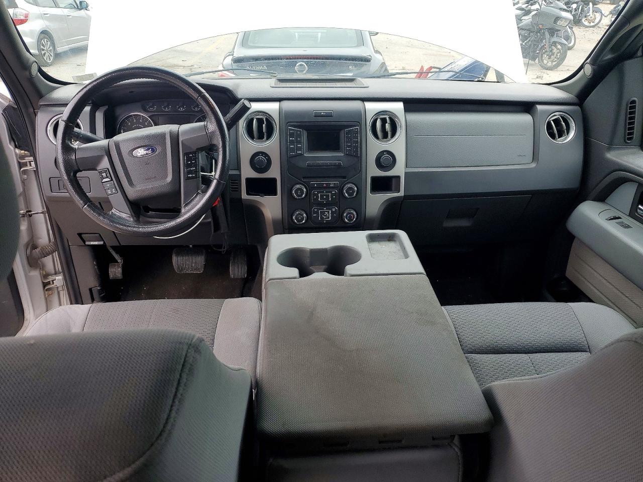 2013 Ford F150 Supercrew Silver vin: 1FTFW1ET8DFB31990