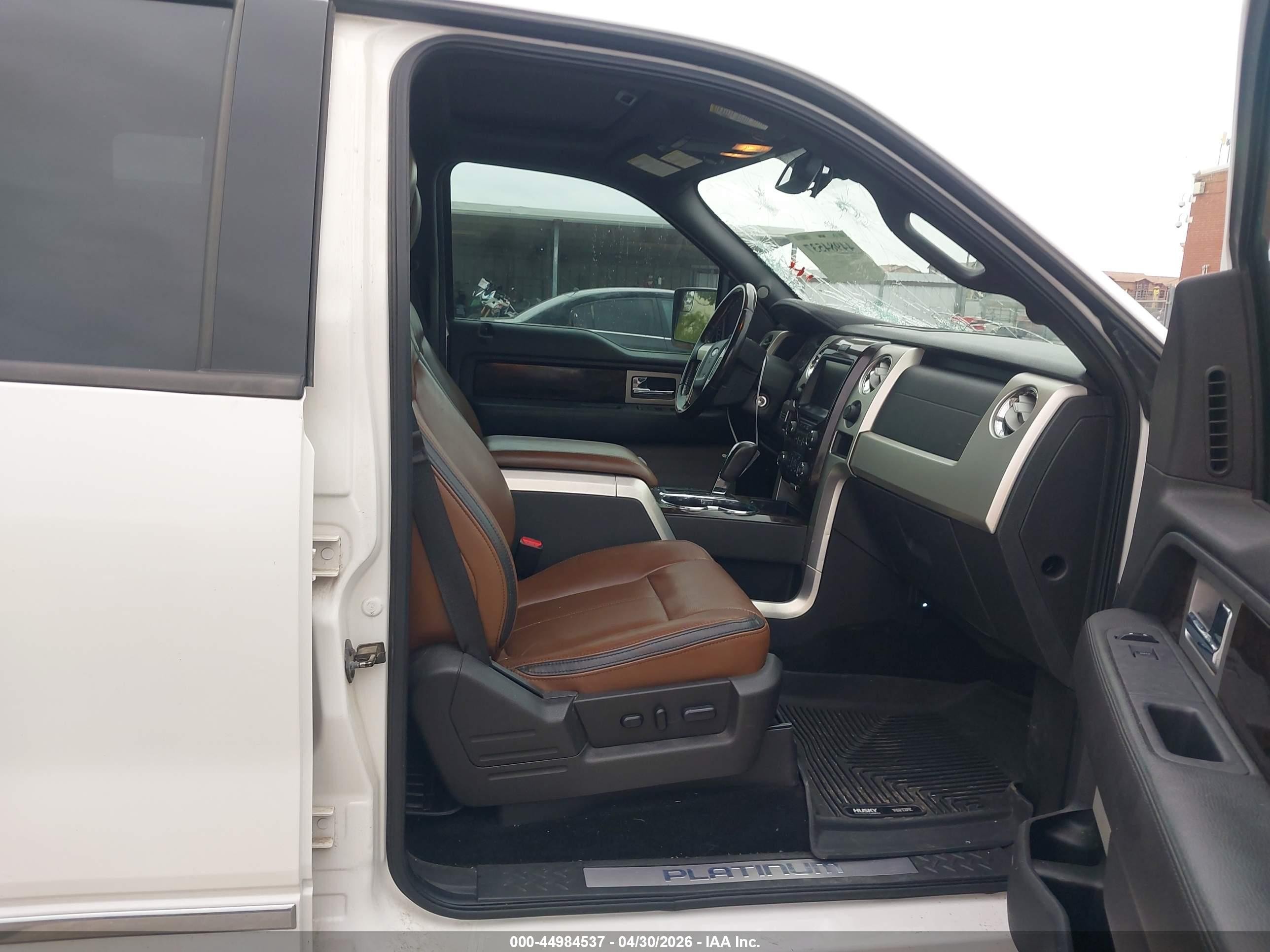 2013 Ford F-150 Platinum White vin: 1FTFW1ET8DFB66240