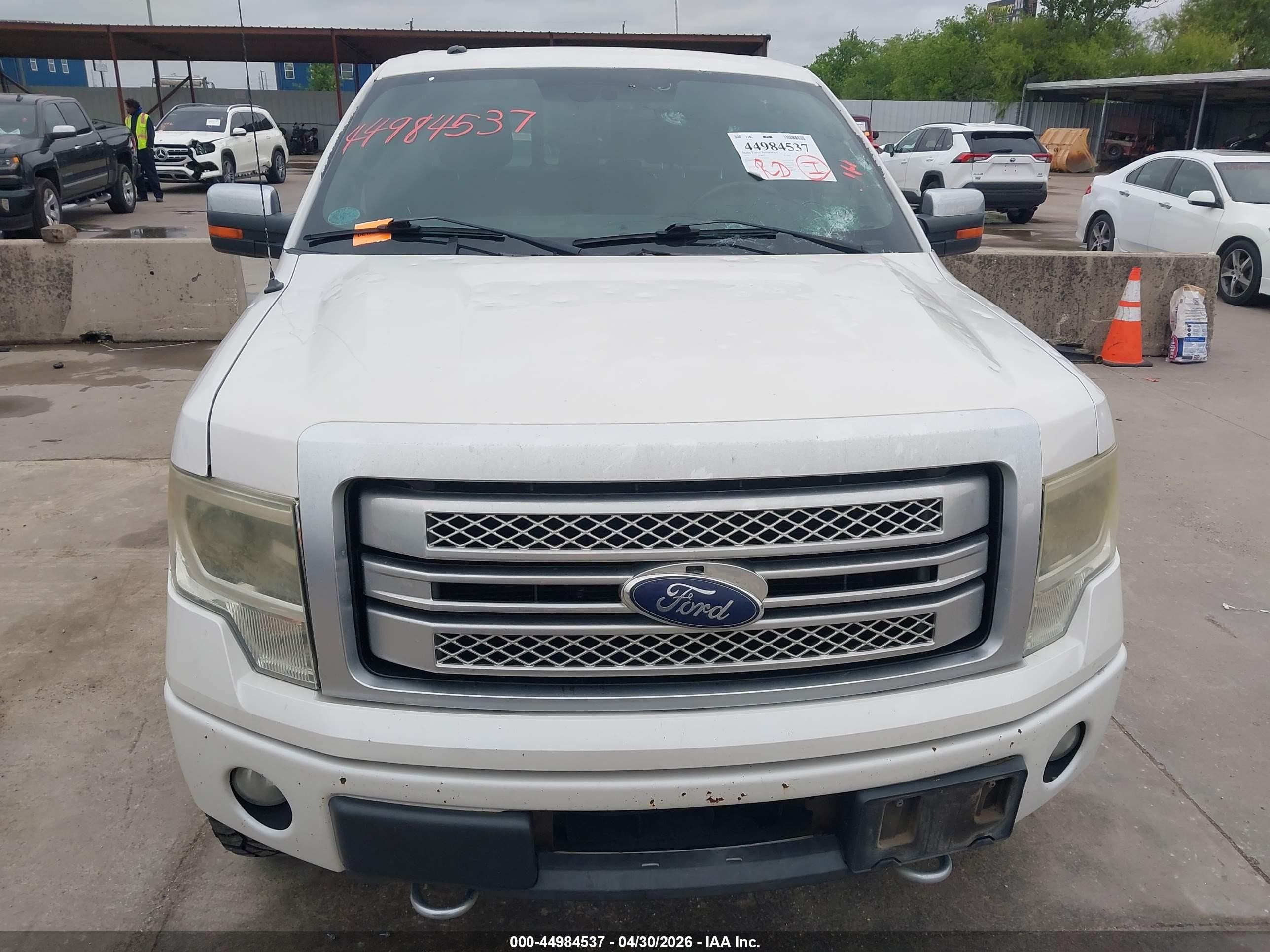 2013 Ford F-150 Platinum White vin: 1FTFW1ET8DFB66240