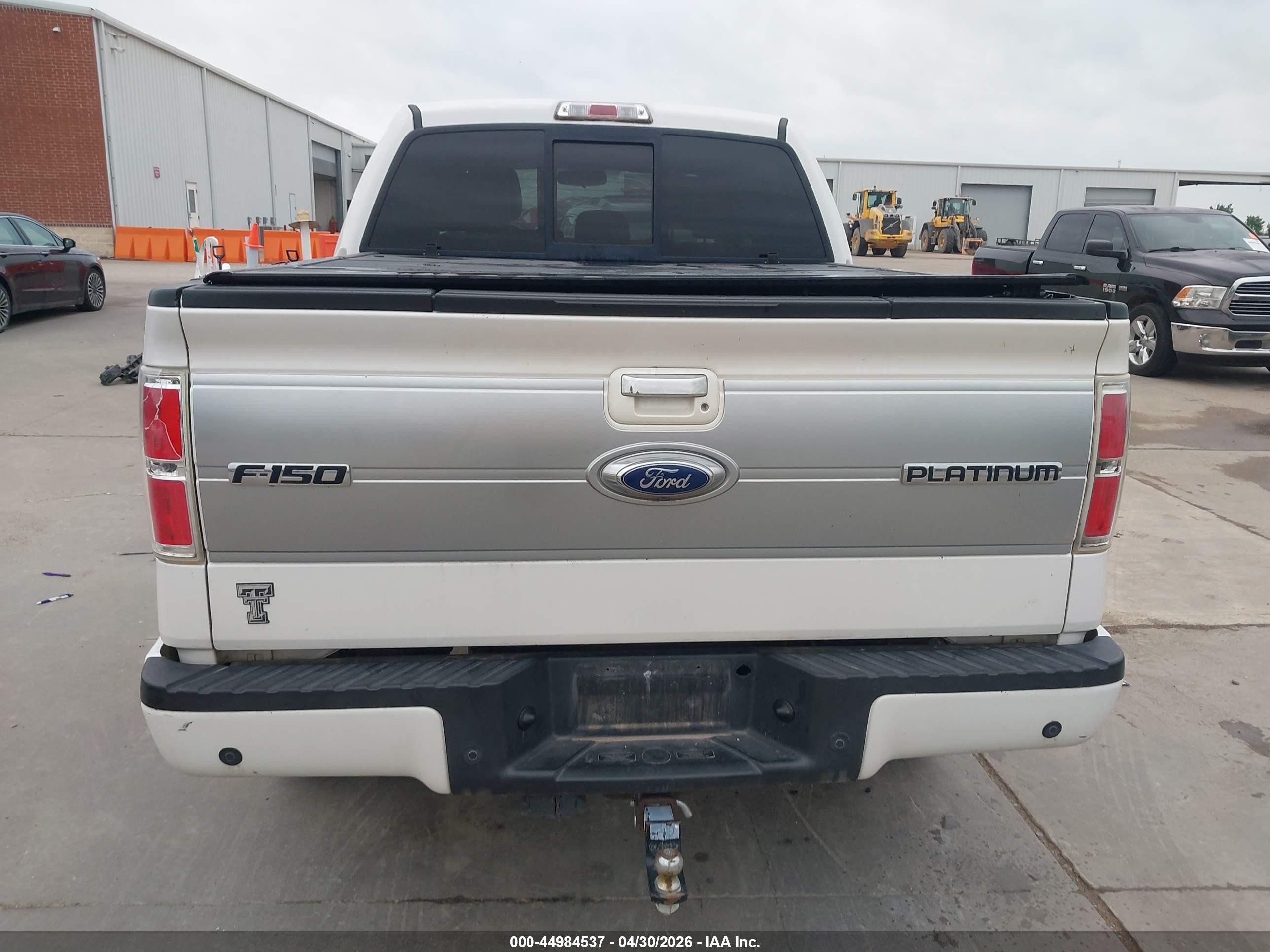 2013 Ford F-150 Platinum White vin: 1FTFW1ET8DFB66240