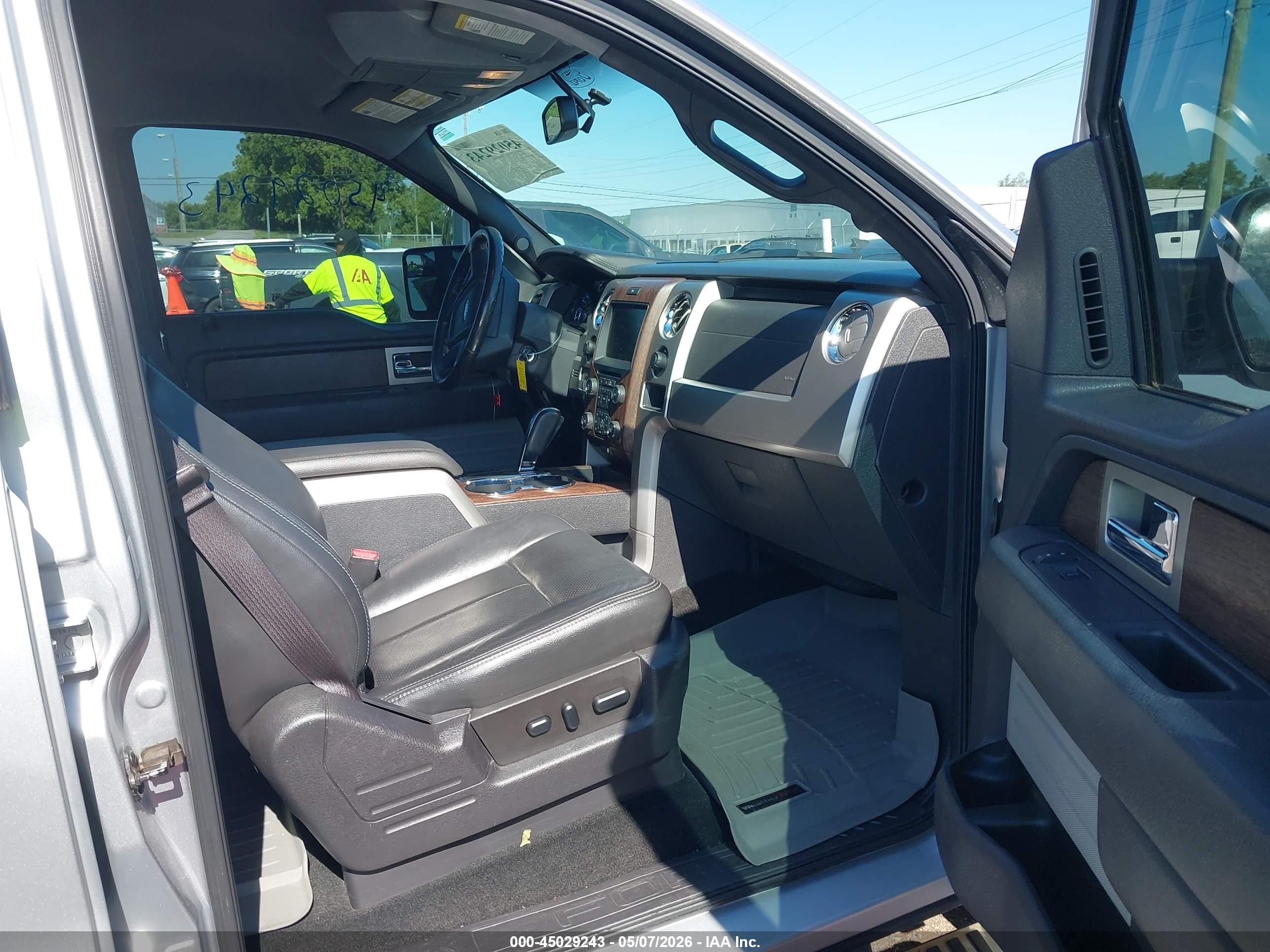 2013 Ford F-150 Lariat Silver vin: 1FTFW1ET8DFB96323