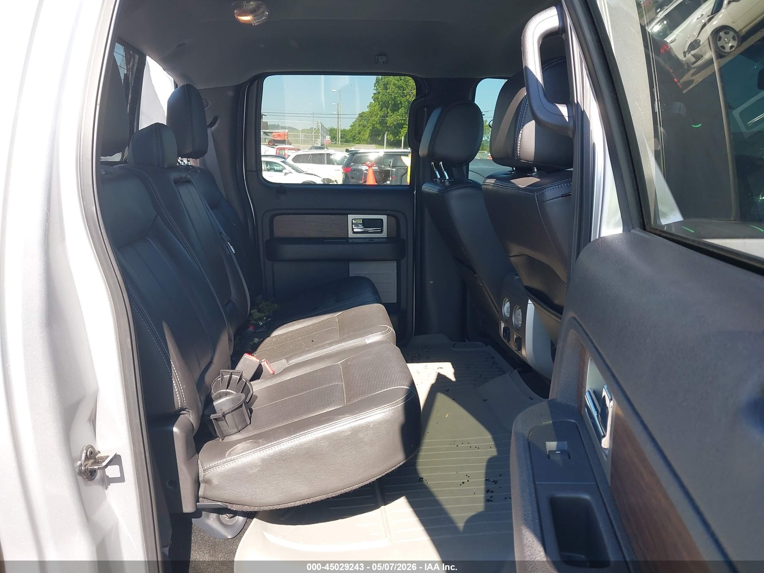 2013 Ford F-150 Lariat Silver vin: 1FTFW1ET8DFB96323