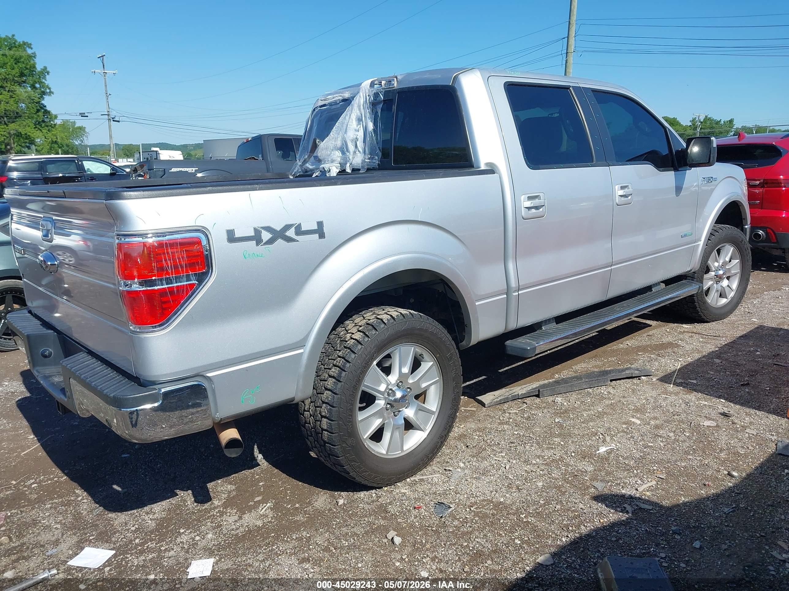 2013 Ford F-150 Lariat Silver vin: 1FTFW1ET8DFB96323