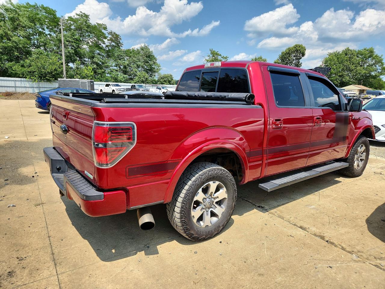 2013 Ford F150 Supercrew Red vin: 1FTFW1ET8DFC73353