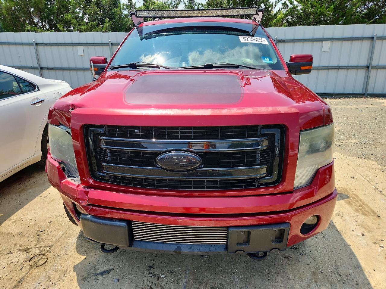 2013 Ford F150 Supercrew Red vin: 1FTFW1ET8DFC73353