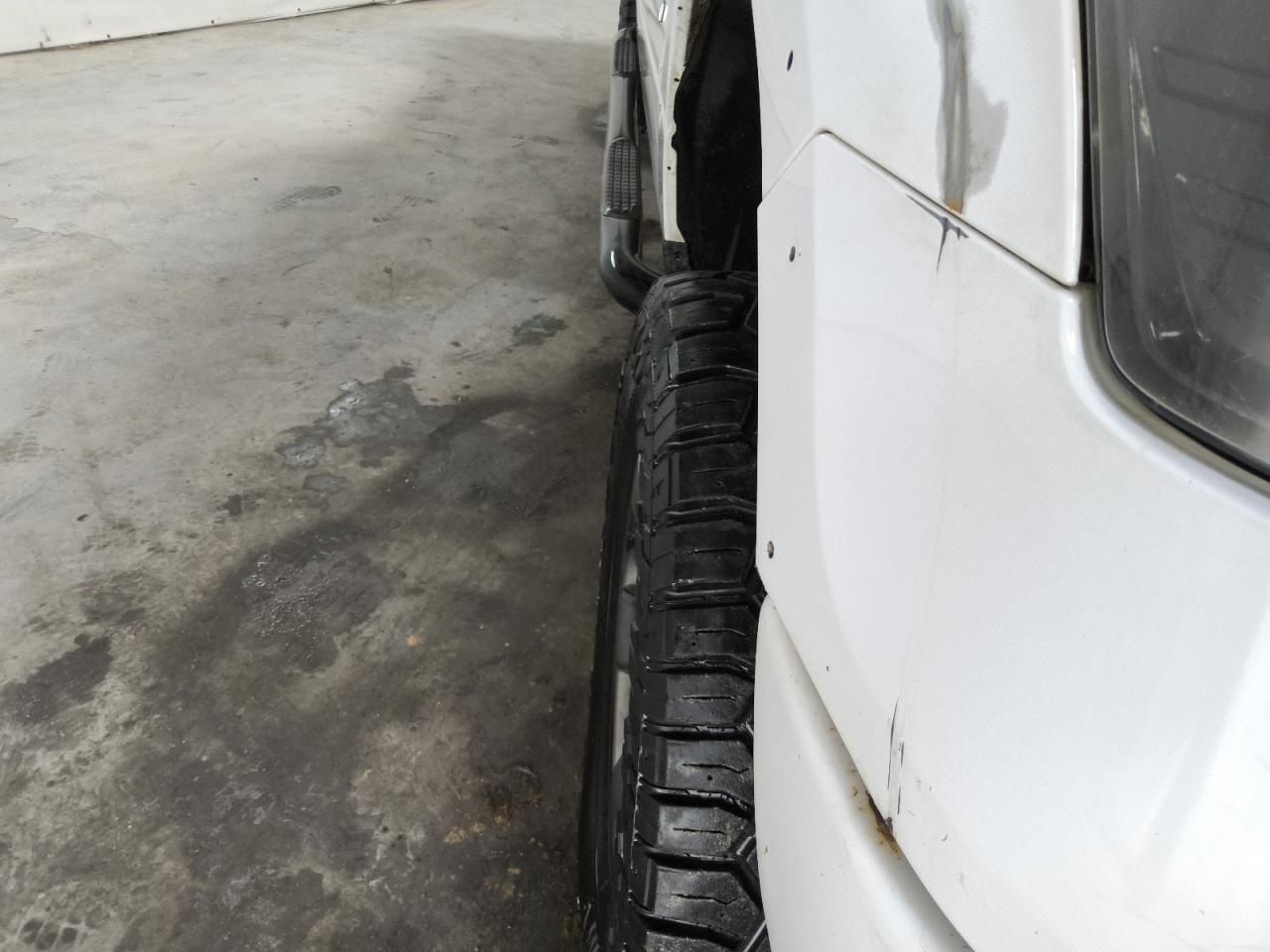 2013 Ford F150 Supercrew White vin: 1FTFW1ET8DKE32279 Damage: Front Bumper Cover Upper, Scraped, 3 To 4 Inches