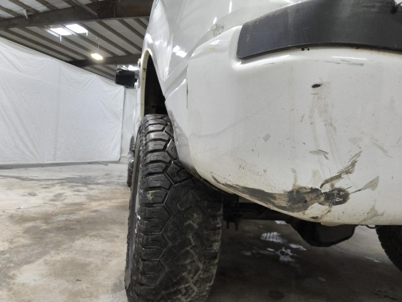 2013 Ford F150 Supercrew White vin: 1FTFW1ET8DKE32279 Damage: Rear Metal Bumper Painted, Heavy Scratch, 9 To 10 Inches