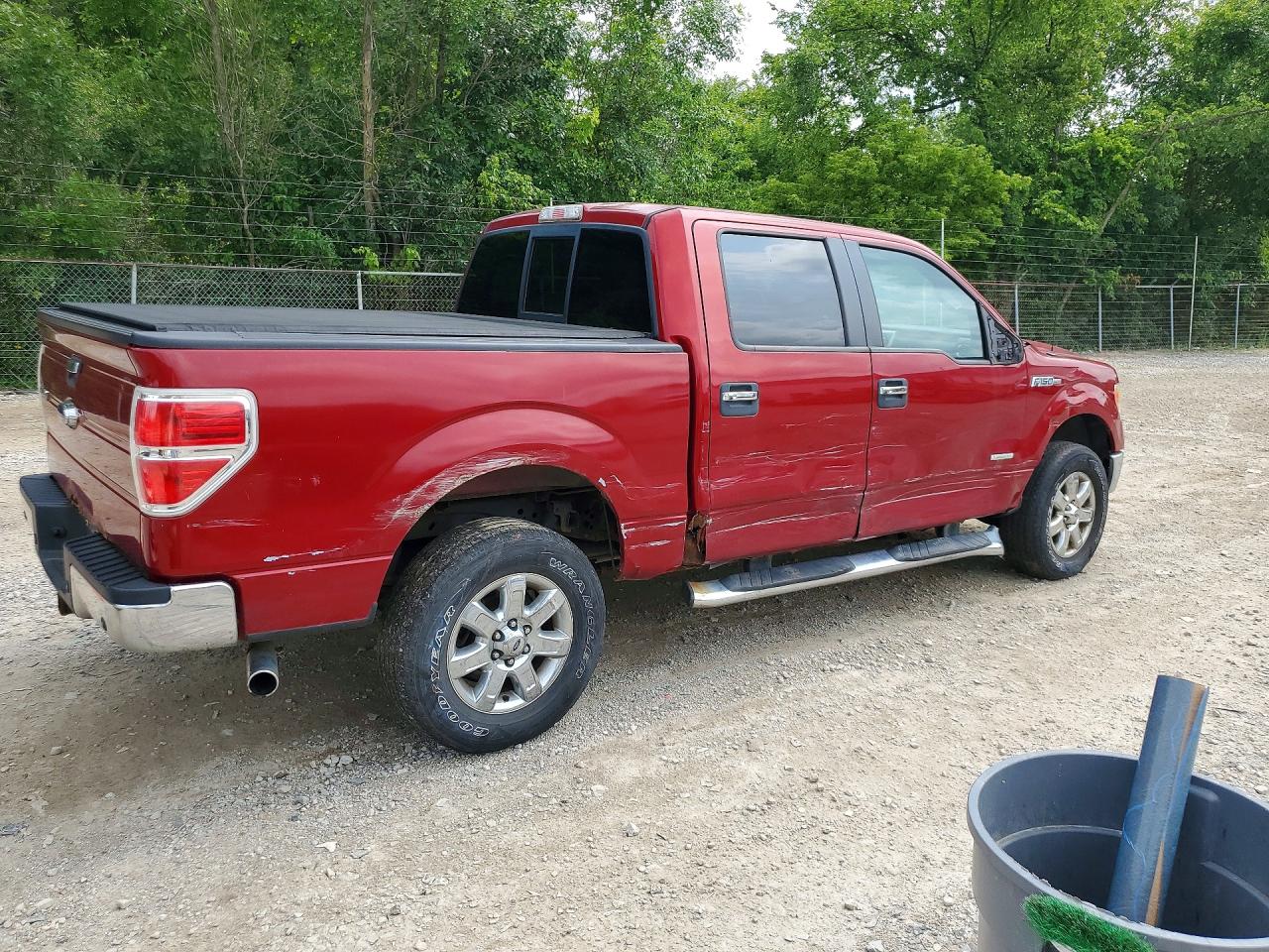 2013 Ford F150 Supercrew Red vin: 1FTFW1ET8DKE60177