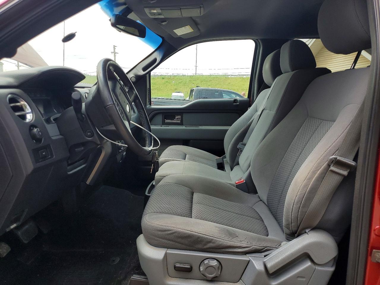 2013 Ford F150 Supercrew Red vin: 1FTFW1ET8DKE60177