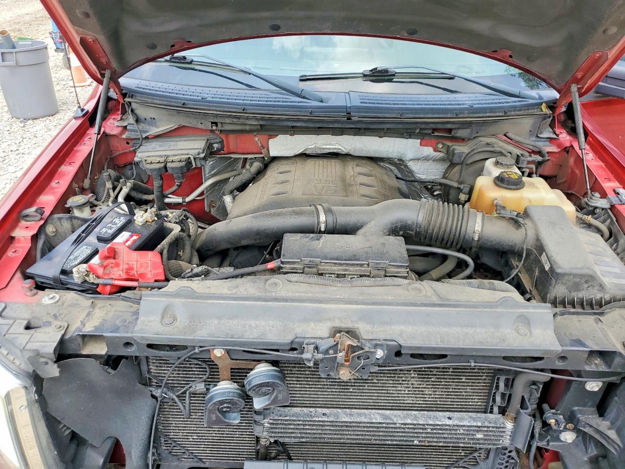 2013 Ford F150 Supercrew Red vin: 1FTFW1ET8DKE60177