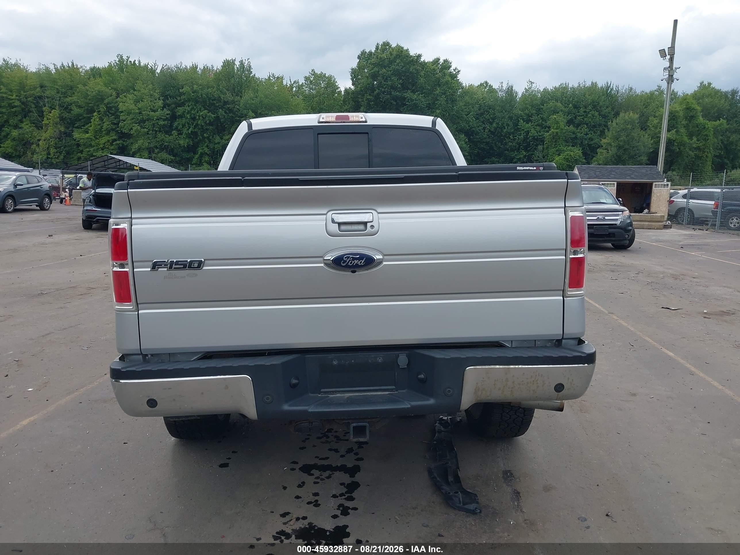 2014 Ford F-150 Limited Silver vin: 1FTFW1ET8EFA40221