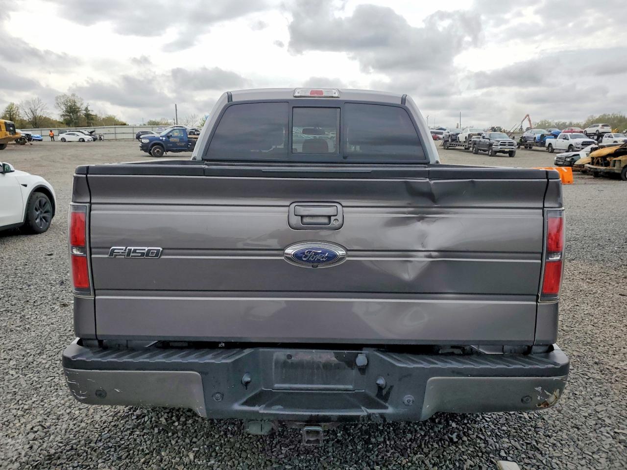 2014 Ford F150 Supercrew Gray vin: 1FTFW1ET8EFA99298